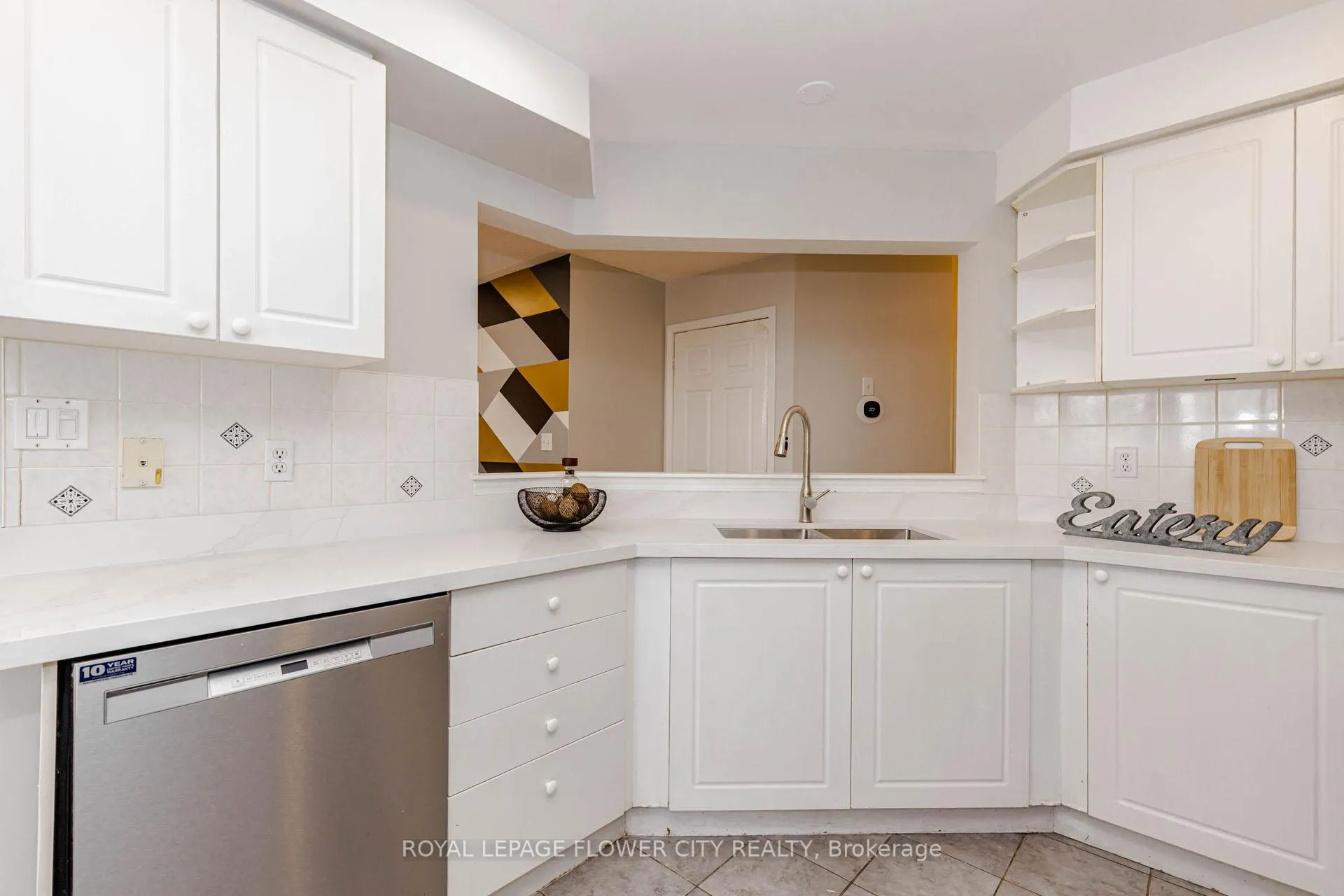 Photo 18 of 10 Vista Green Crescent, Brampton, Fletcher's Meadow — HOMEH