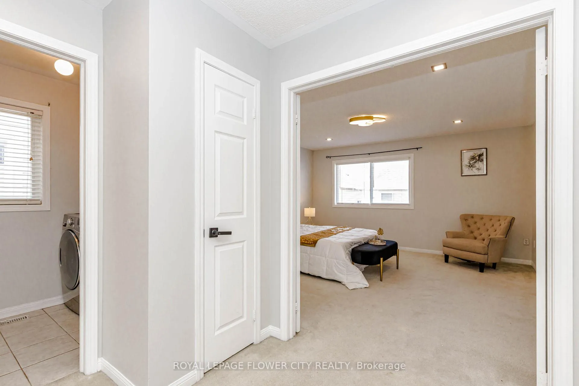 Photo 24 of 10 Vista Green Crescent, Brampton, Fletcher's Meadow — HOMEH
