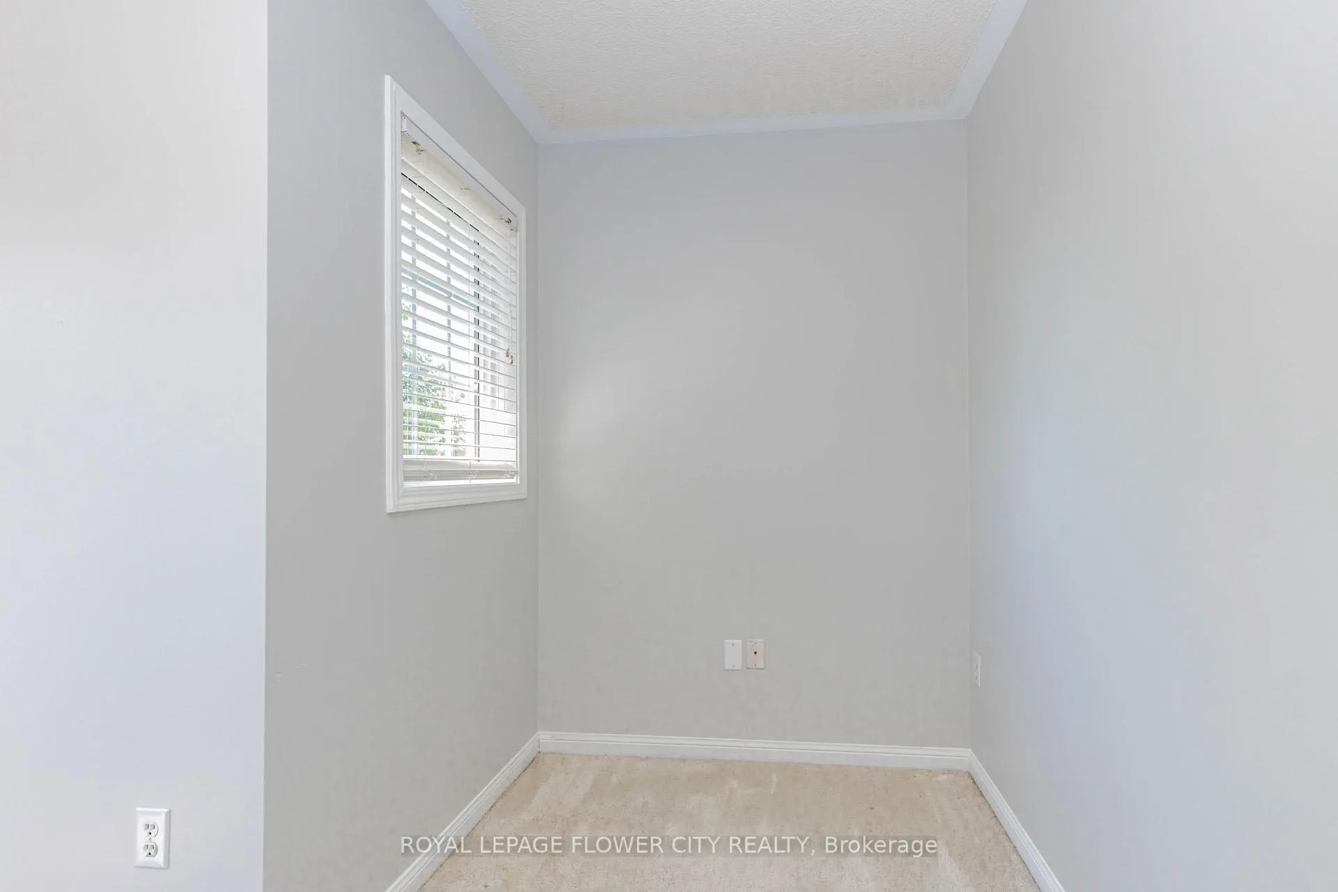 Photo 37 of 10 Vista Green Crescent, Brampton, Fletcher's Meadow — HOMEH