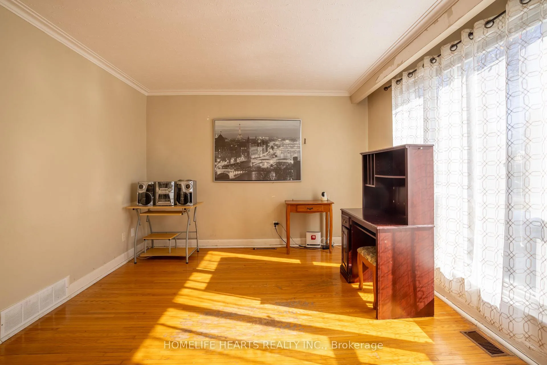 Photo 15 of 14 Mackinac Crescent, Scarborough, Bendale — HOMEH