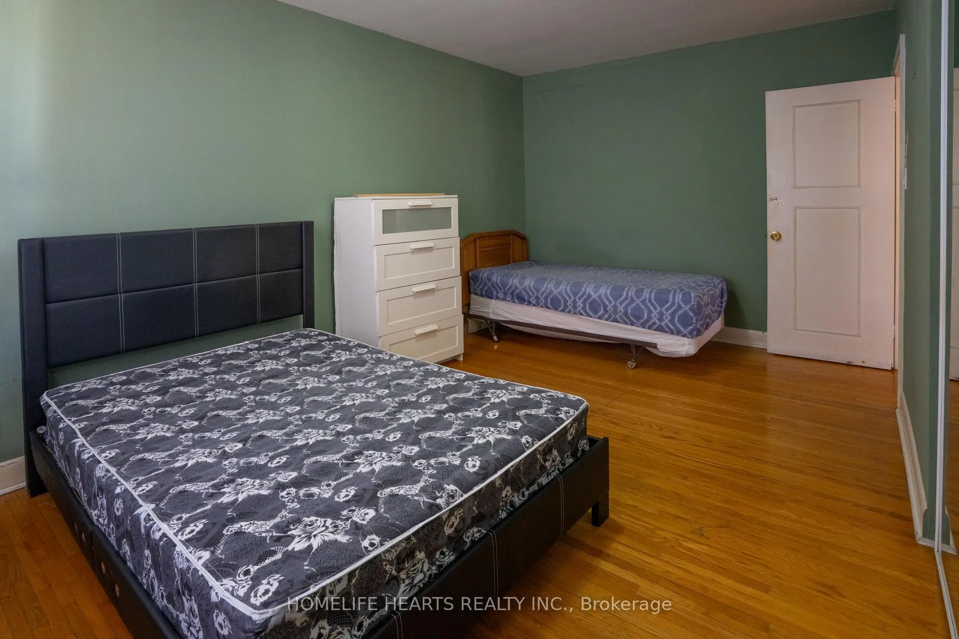 Photo 20 of 14 Mackinac Crescent, Scarborough, Bendale — HOMEH
