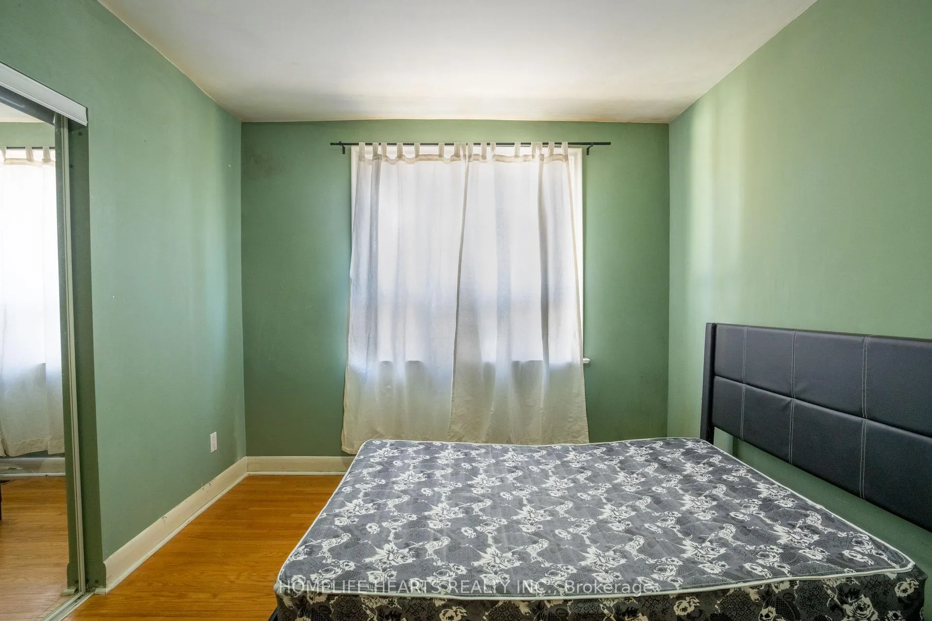 Photo 22 of 14 Mackinac Crescent, Scarborough, Bendale — HOMEH