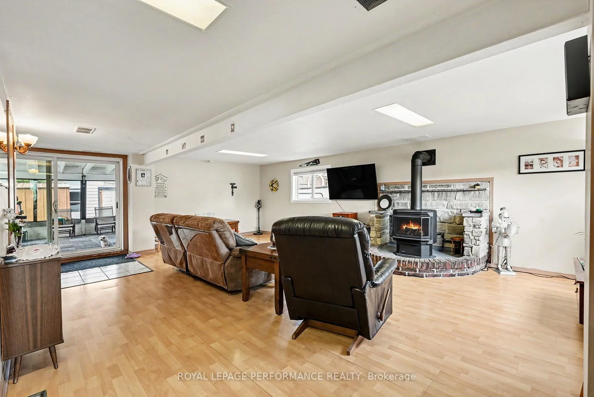 Photo 7 of 1540 Gage Avenue, Cornwall — HOMEH
