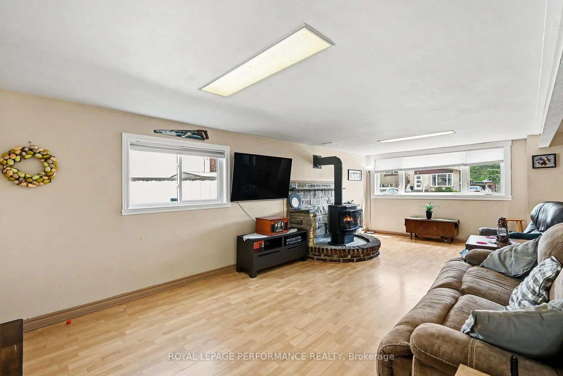 Photo 8 of 1540 Gage Avenue, Cornwall — HOMEH
