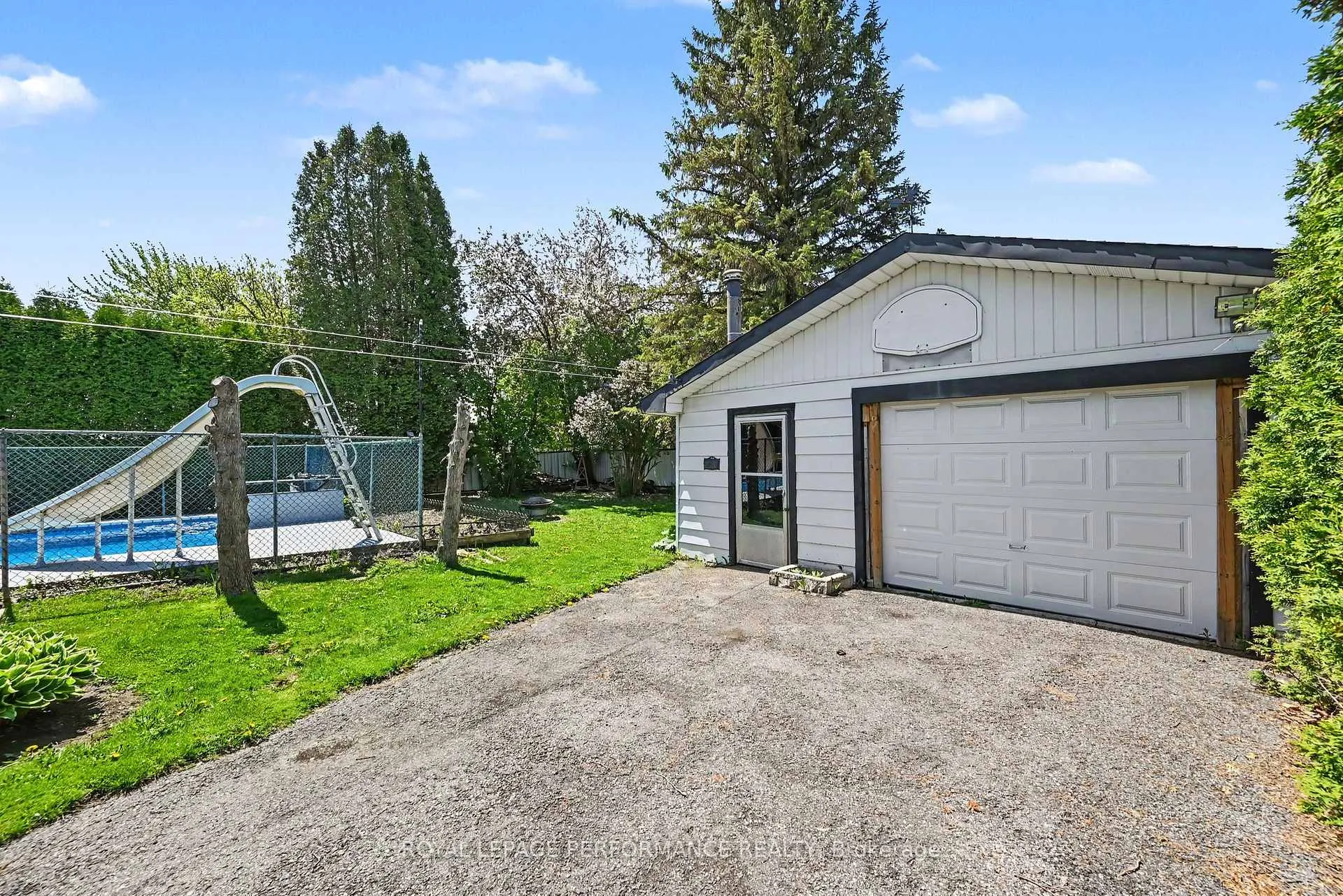 Photo 29 of 1540 Gage Avenue, Cornwall — HOMEH