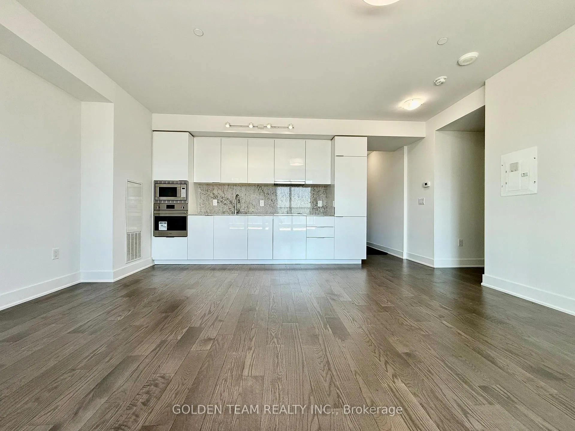 Photo 12 of Unit 3209, 955 Bay Street, Toronto, Bay Street Corridor — HOMEH
