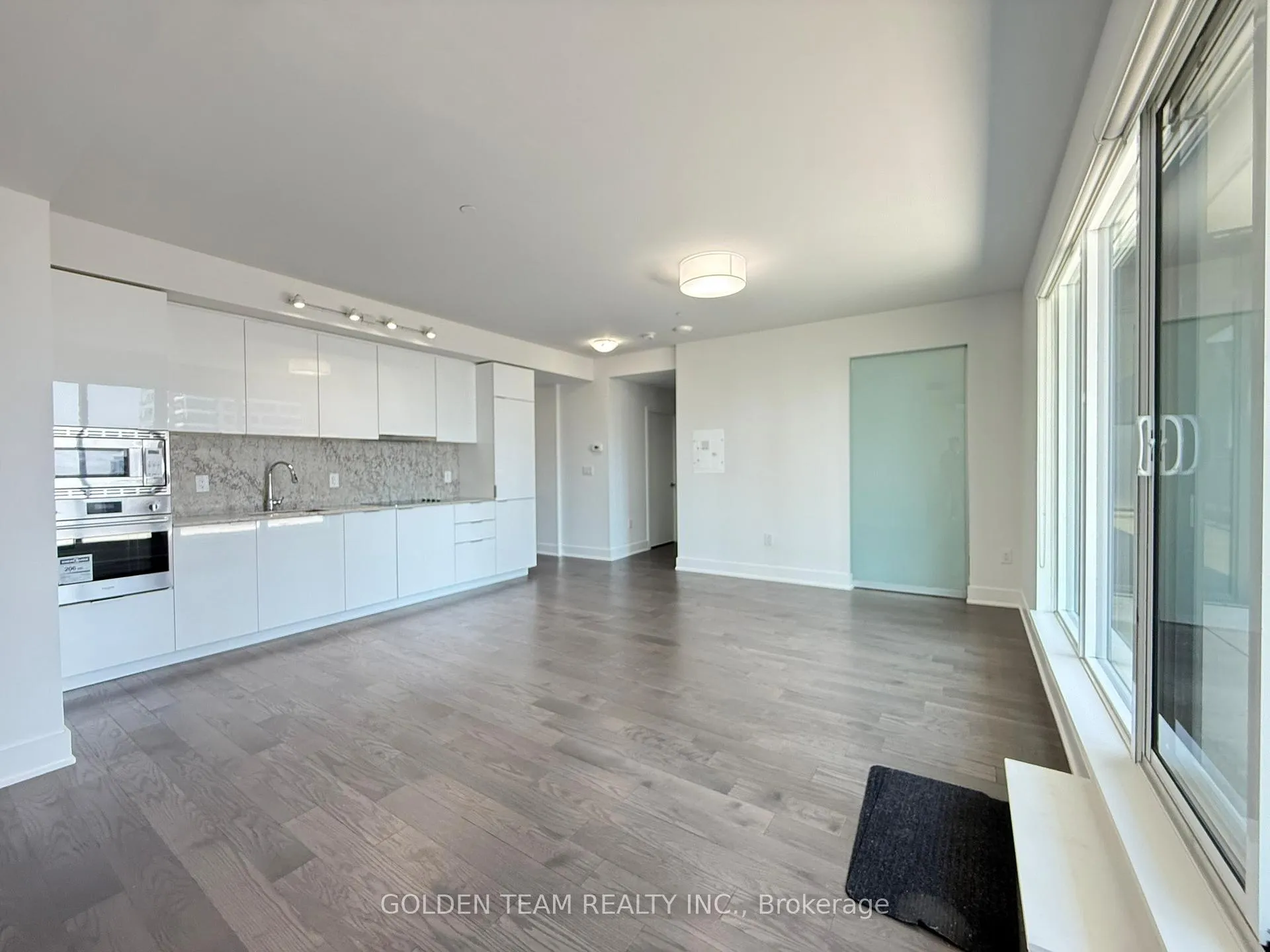 Photo 13 of Unit 3209, 955 Bay Street, Toronto, Bay Street Corridor — HOMEH