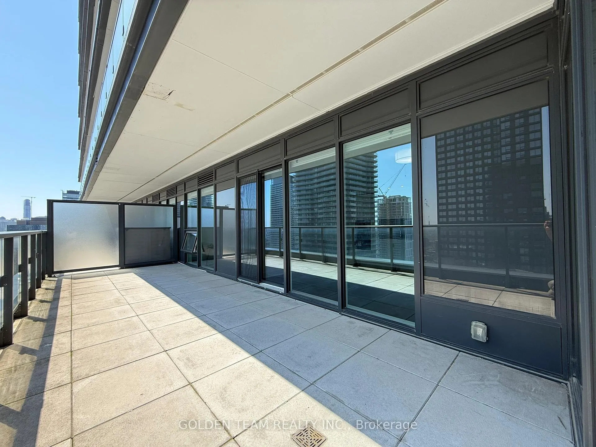 Photo 19 of Unit 3209, 955 Bay Street, Toronto, Bay Street Corridor — HOMEH