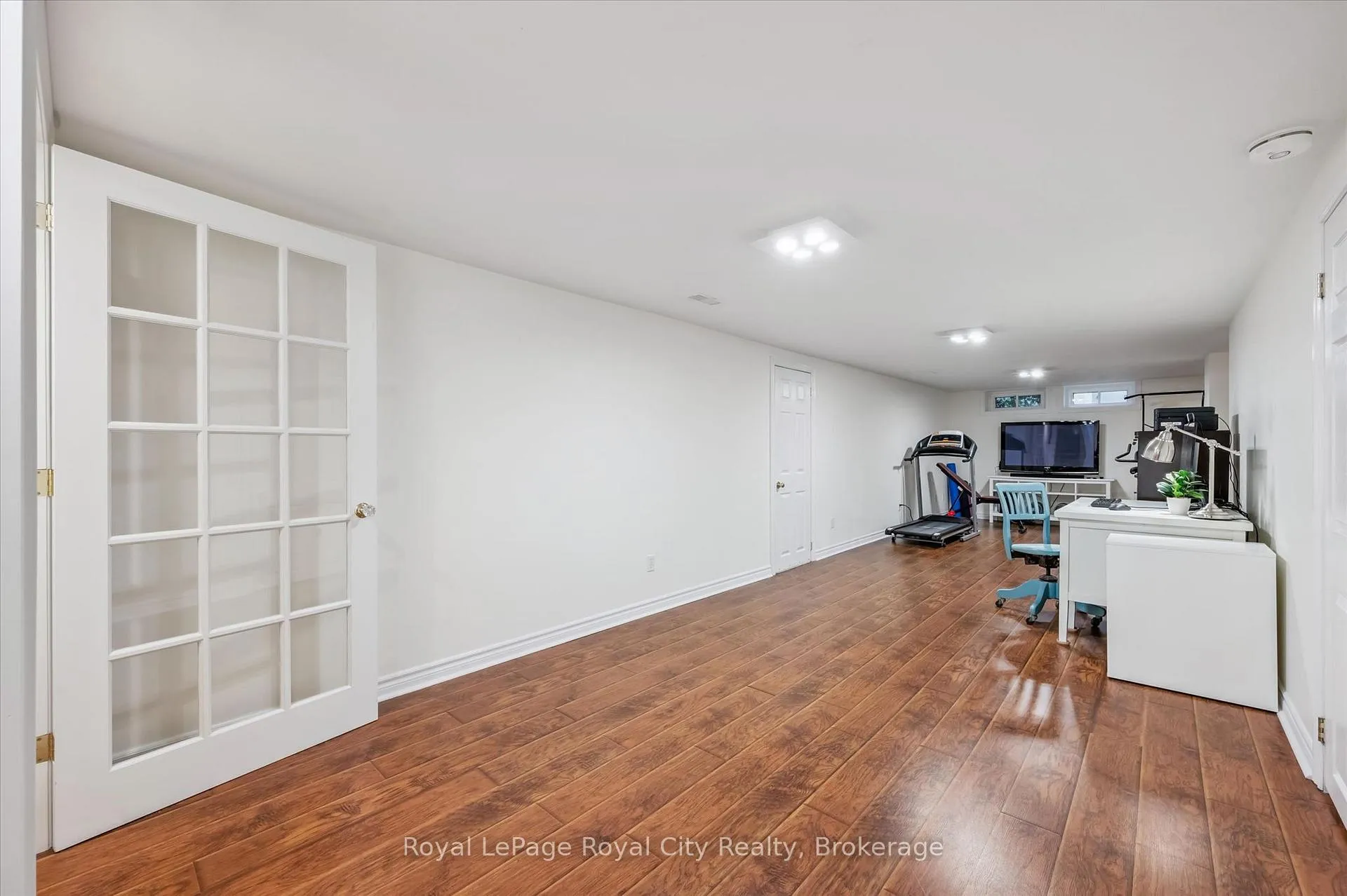 Photo 19 of 136 Emma Street, Guelph, General Hospital — HOMEH
