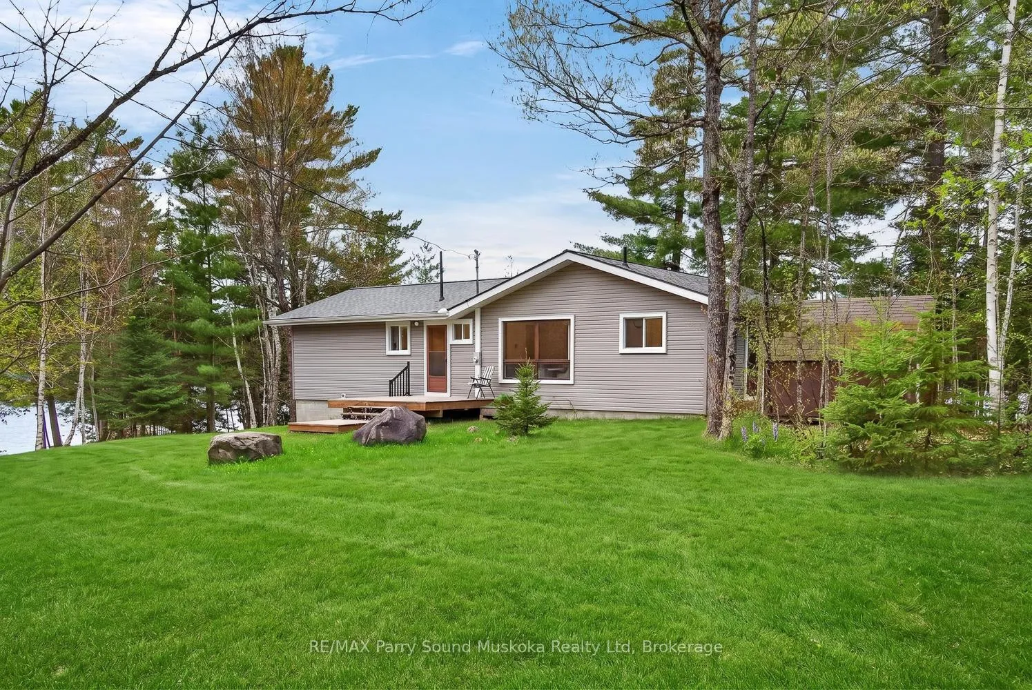Photo 5 of 37 Smithpine Crescent, McKellar — HOMEH