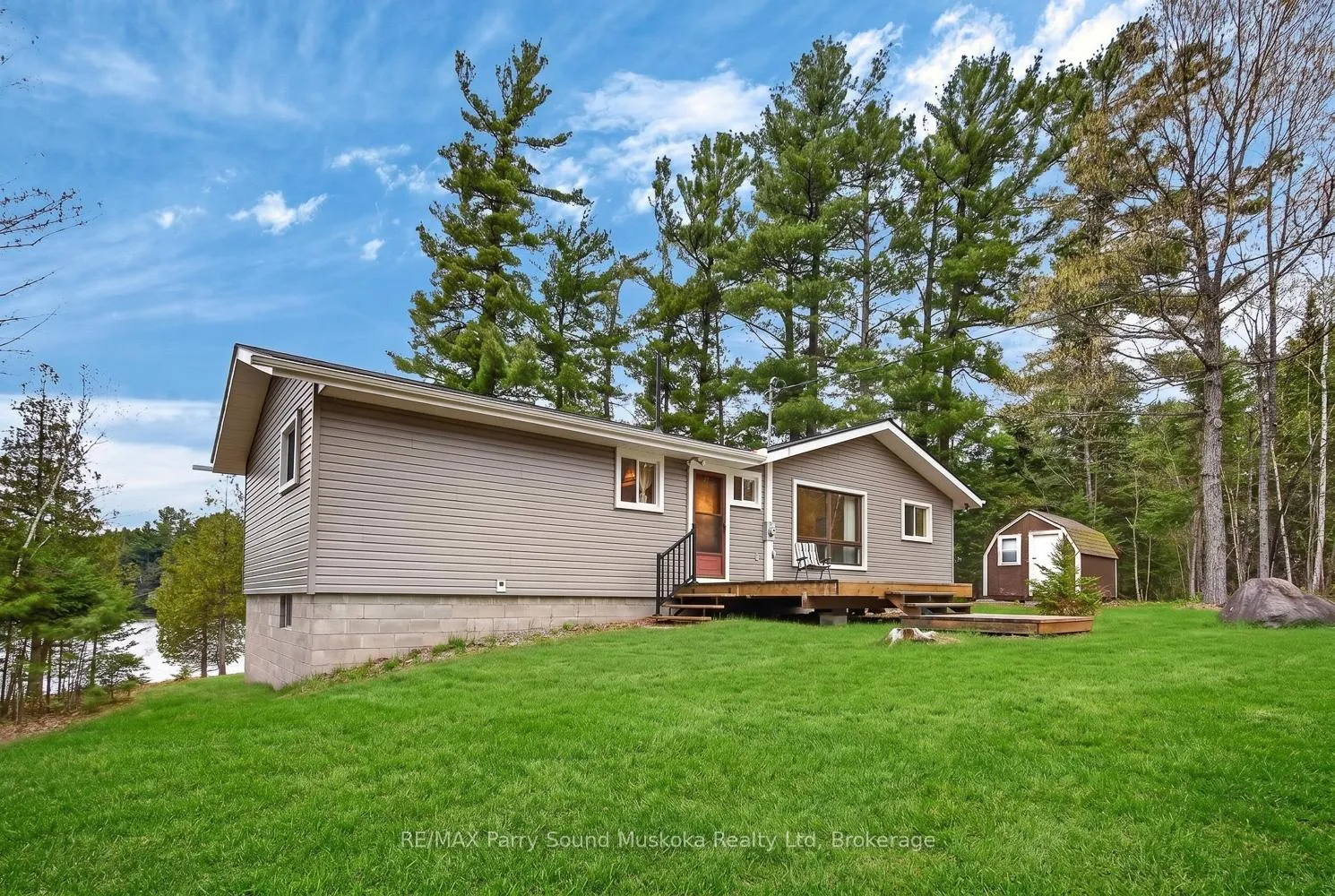 Photo 10 of 37 Smithpine Crescent, McKellar — HOMEH