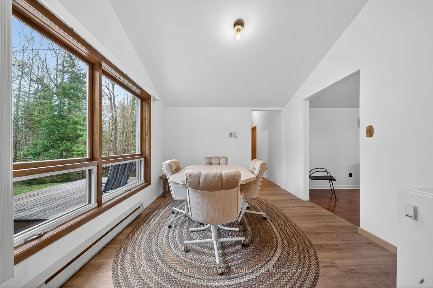 Photo 21 of 37 Smithpine Crescent, McKellar — HOMEH
