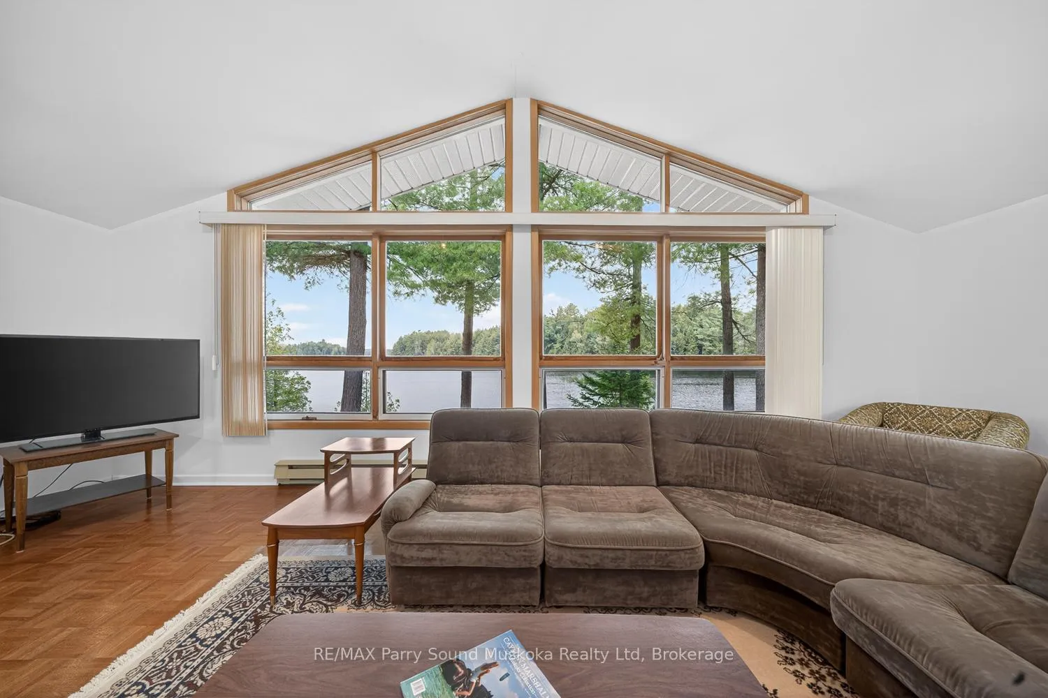 Photo 25 of 37 Smithpine Crescent, McKellar — HOMEH