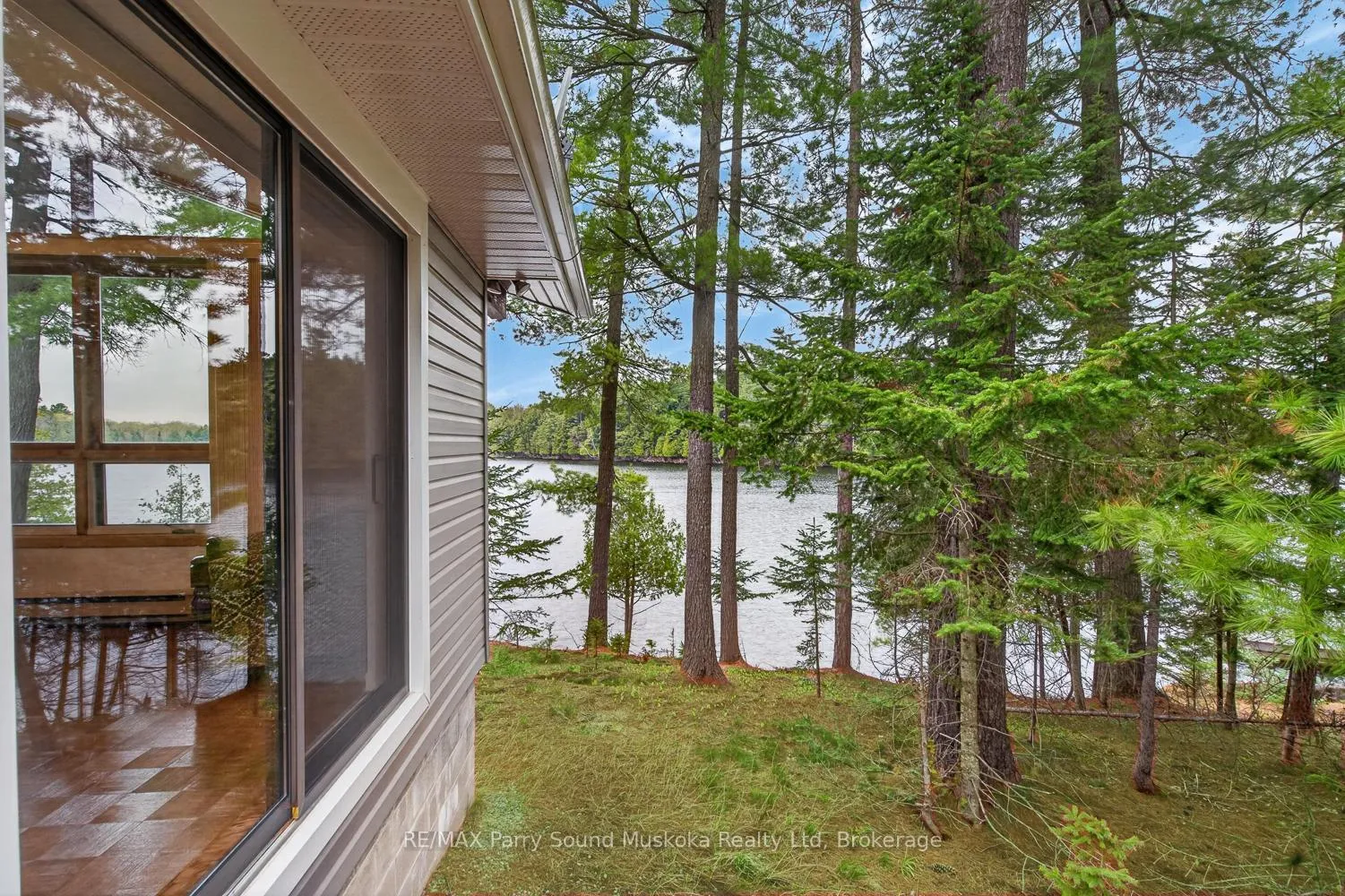 Photo 44 of 37 Smithpine Crescent, McKellar — HOMEH