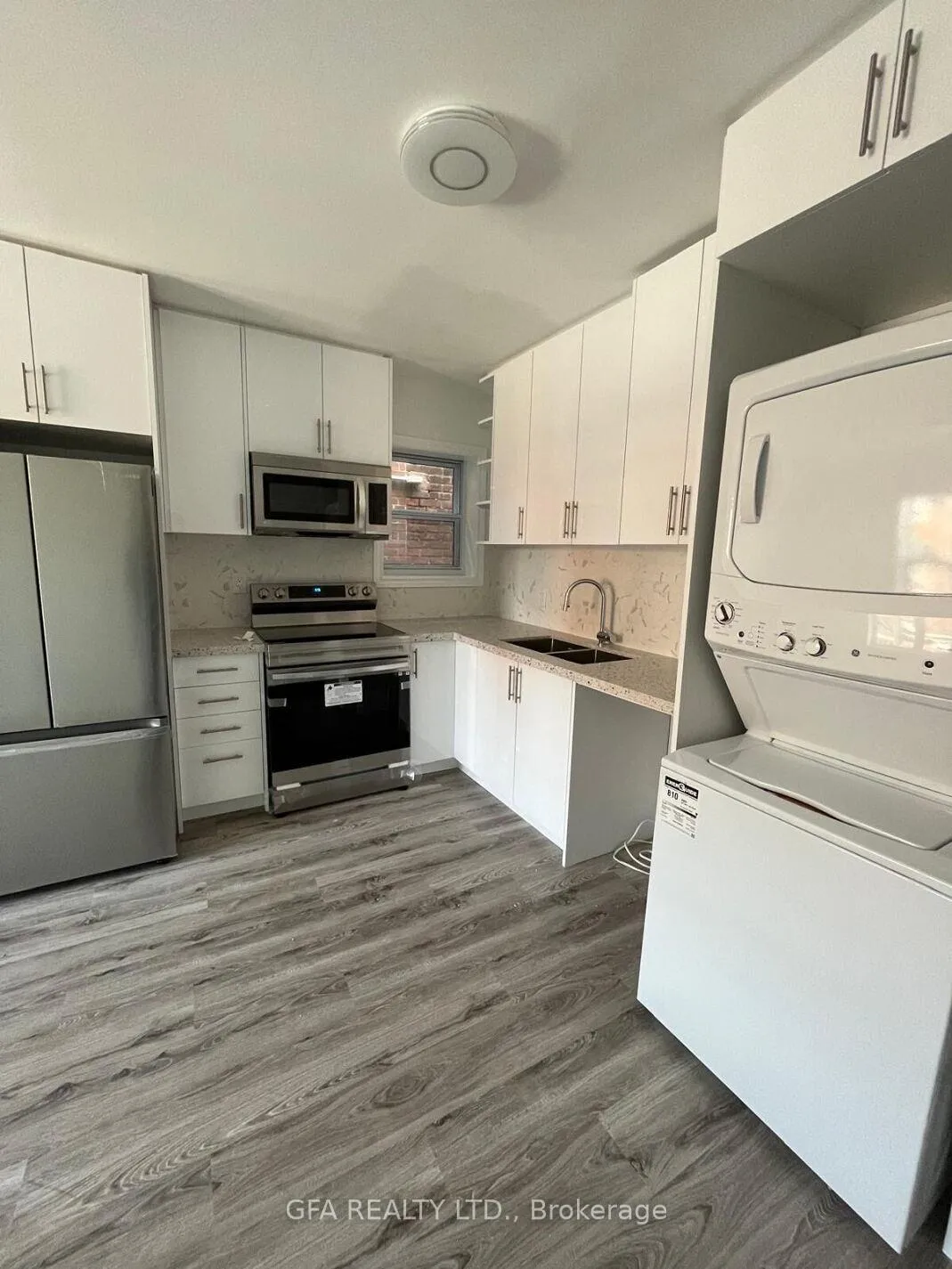 Photo 5 of Unit A, 299 Ottawa St Street, Hamilton, Crown Point — HOMEH