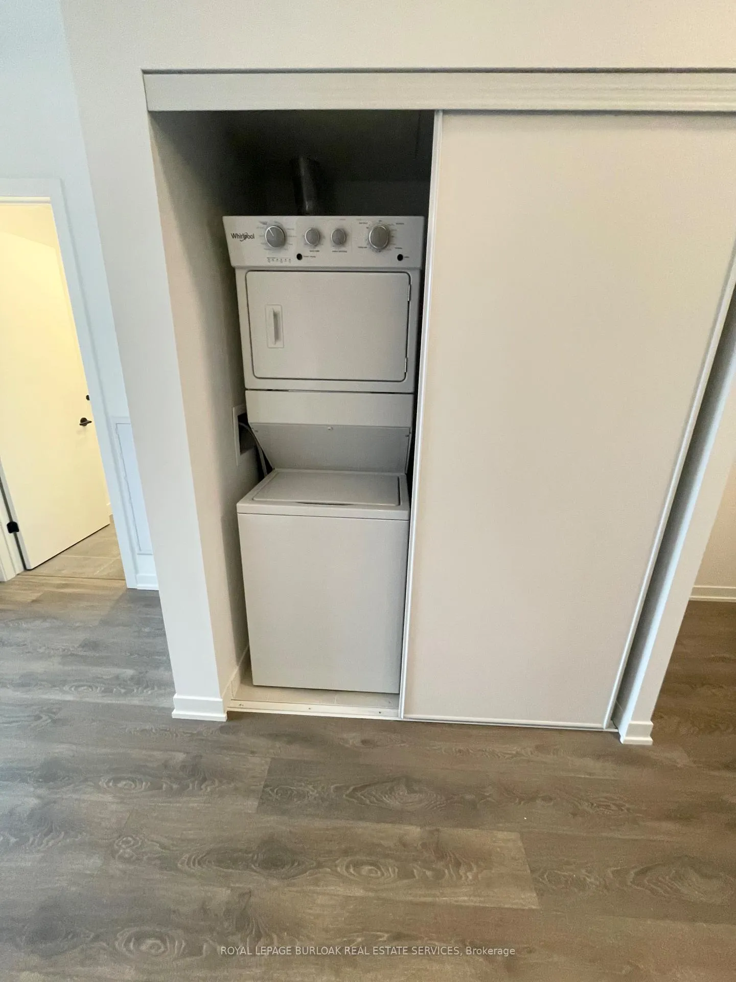 Photo 8 of Unit 126, 4878 Powers Common, Burlington, Alton — HOMEH