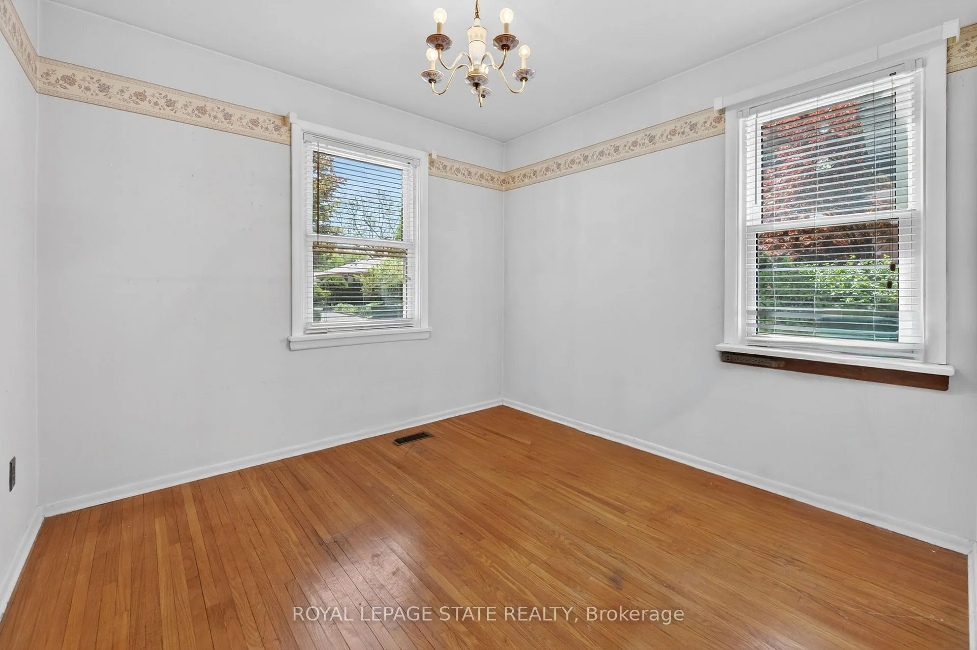 Photo 19 of 16 Brodick Street, Hamilton, Ainslie Wood — HOMEH