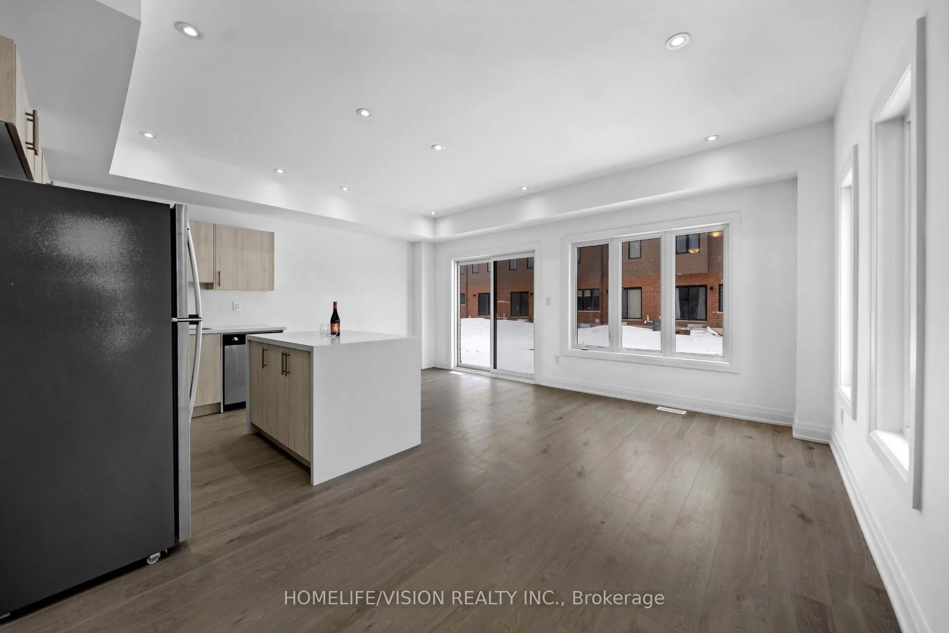 Photo 9 of 21 Haven Lane, Barrie, Painswick South — HOMEH