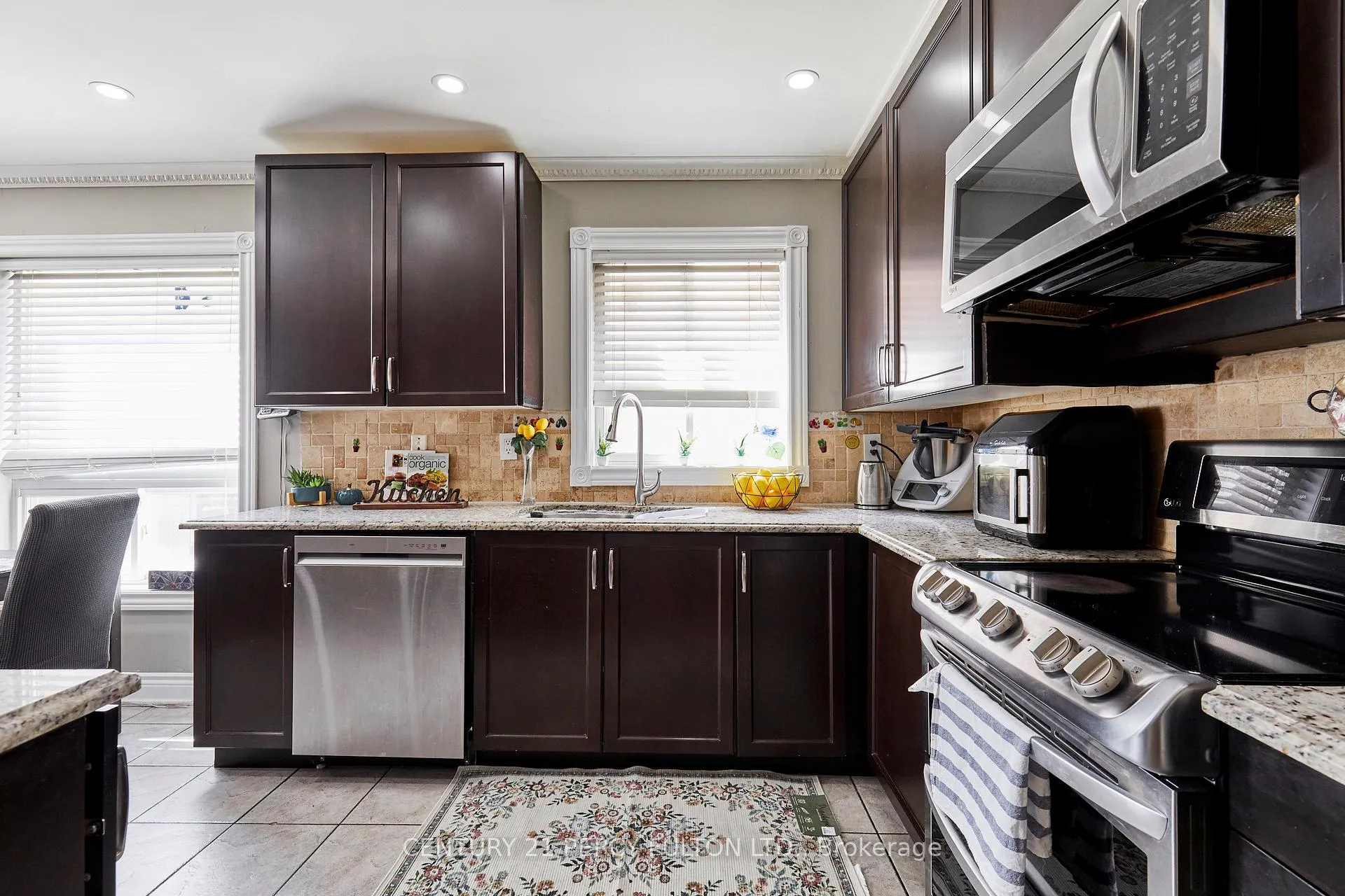 Photo 14 of 56 Havenlea Road, Scarborough, Rouge — HOMEH