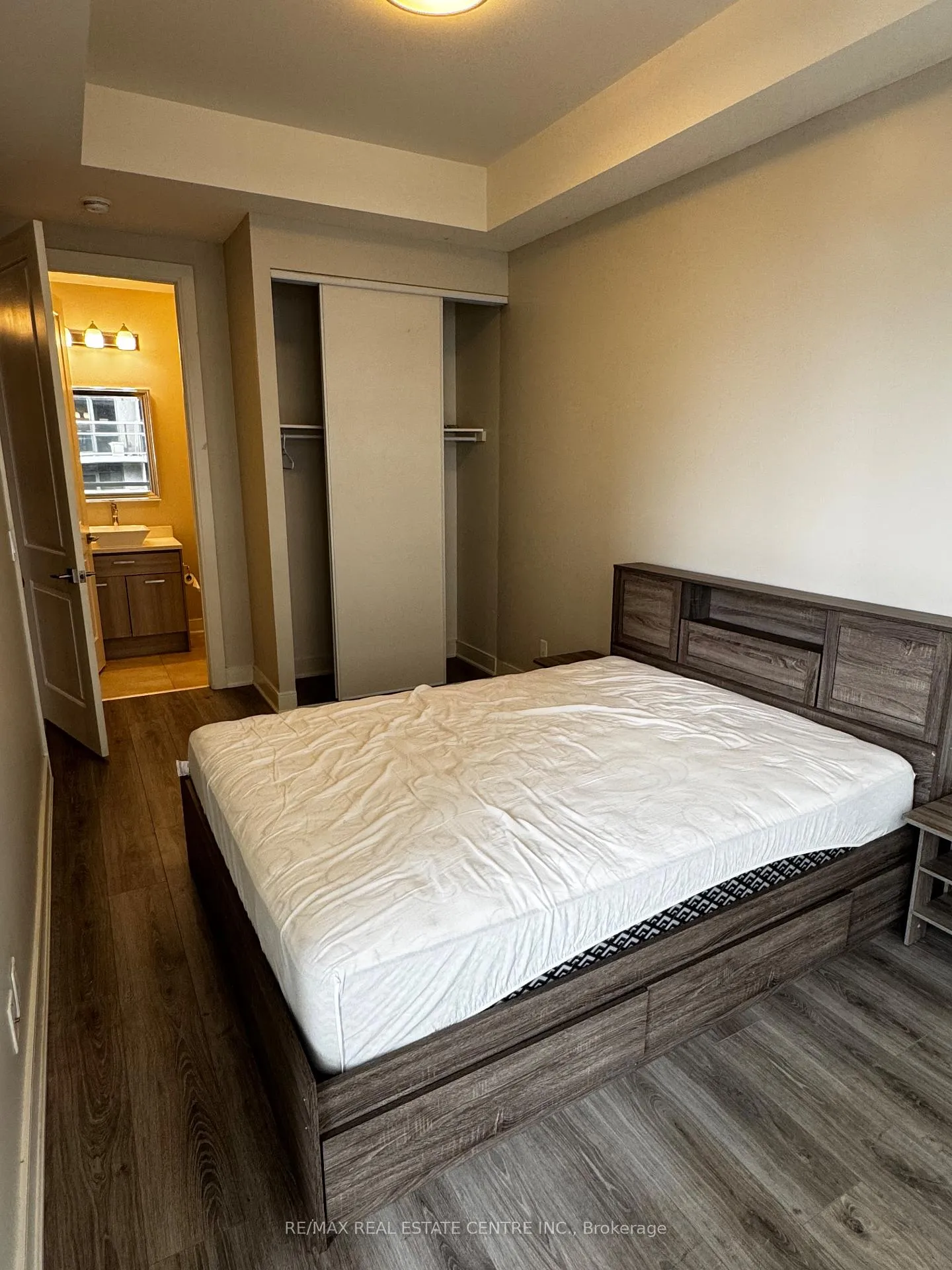 Photo 11 of Unit PH13, 150 Main Street W, Hamilton, Central — HOMEH