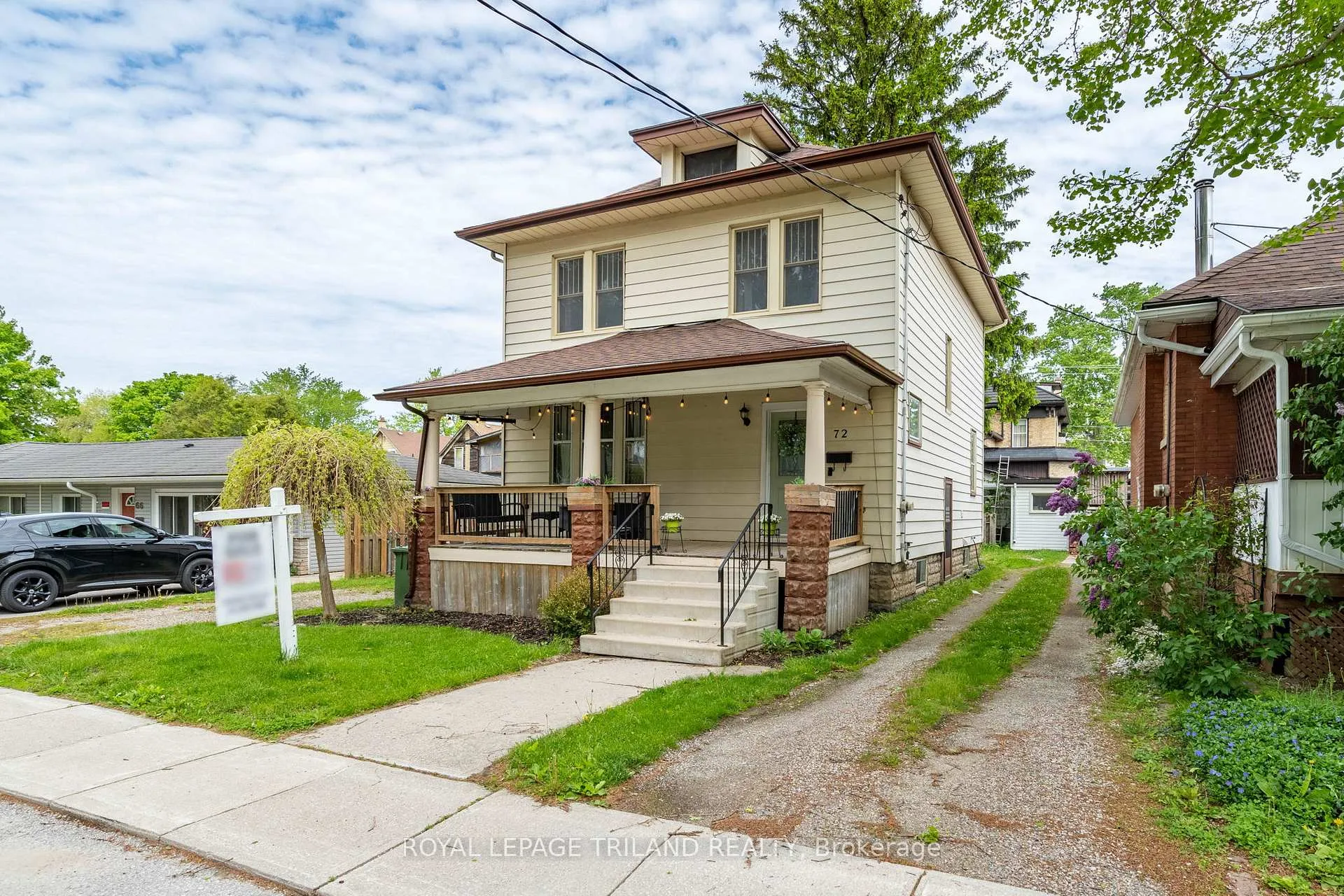 Photo 2 of 72 Walnut Street, St. Thomas — HOMEH