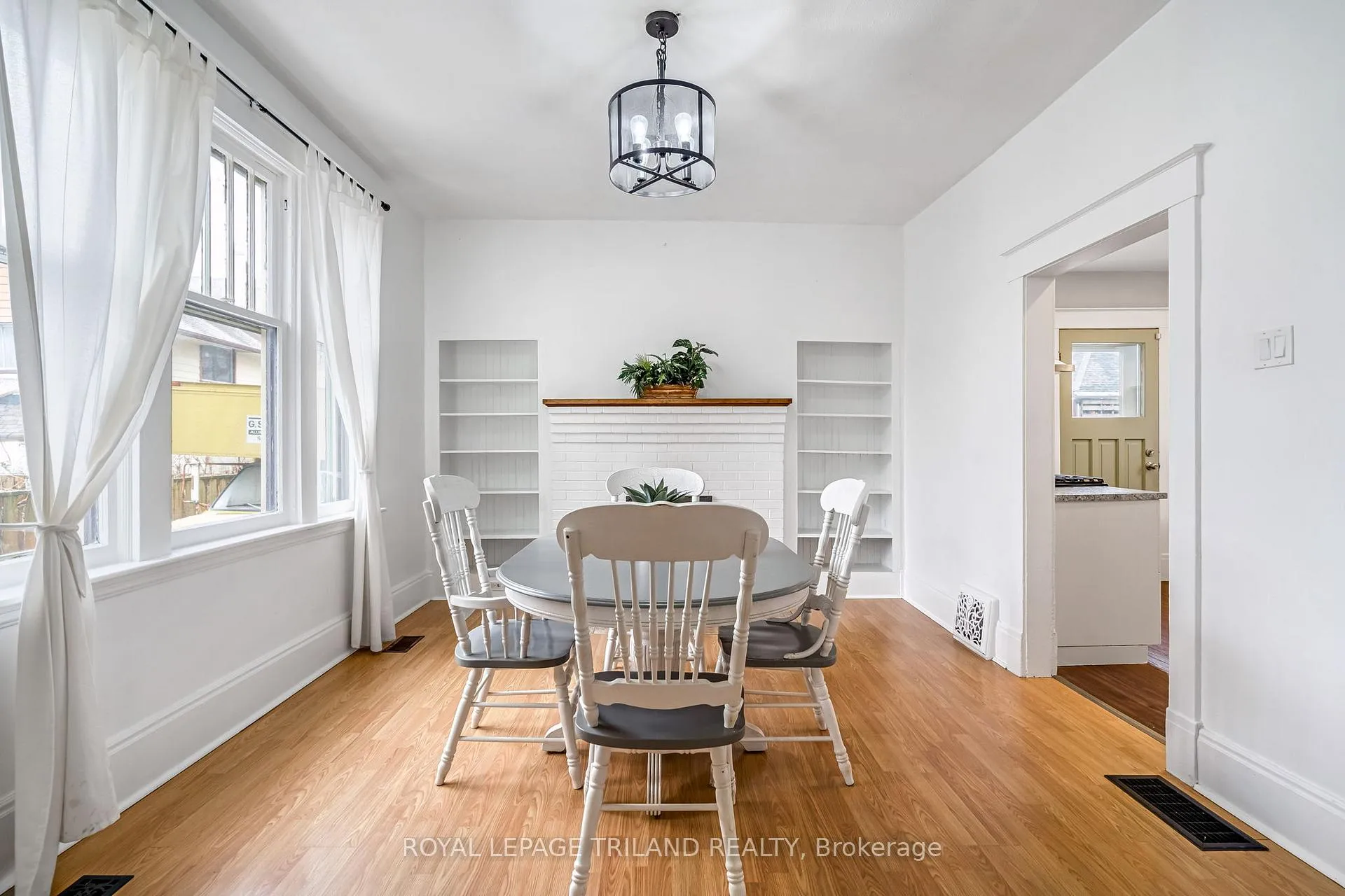 Photo 13 of 72 Walnut Street, St. Thomas — HOMEH
