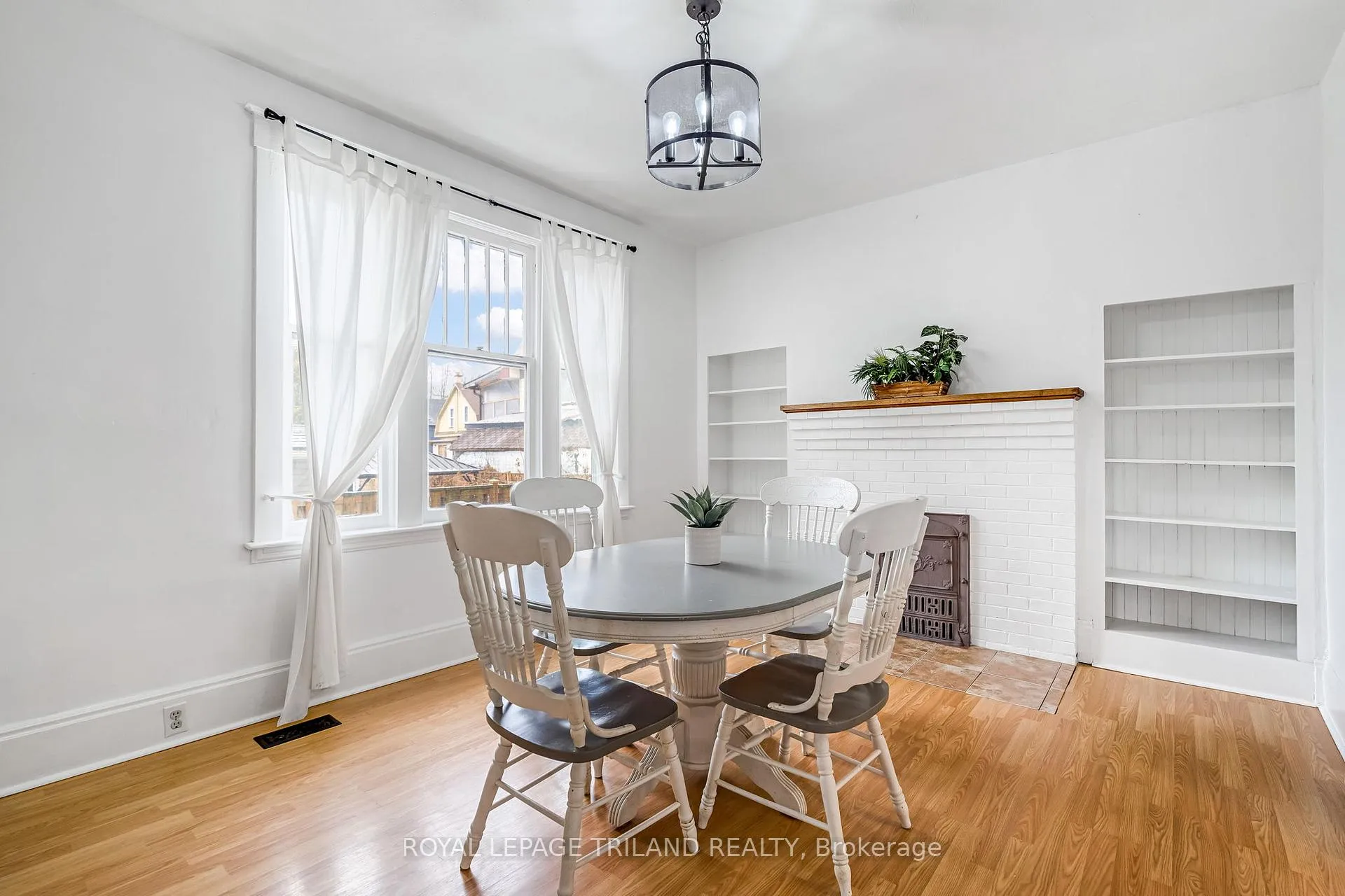 Photo 14 of 72 Walnut Street, St. Thomas — HOMEH