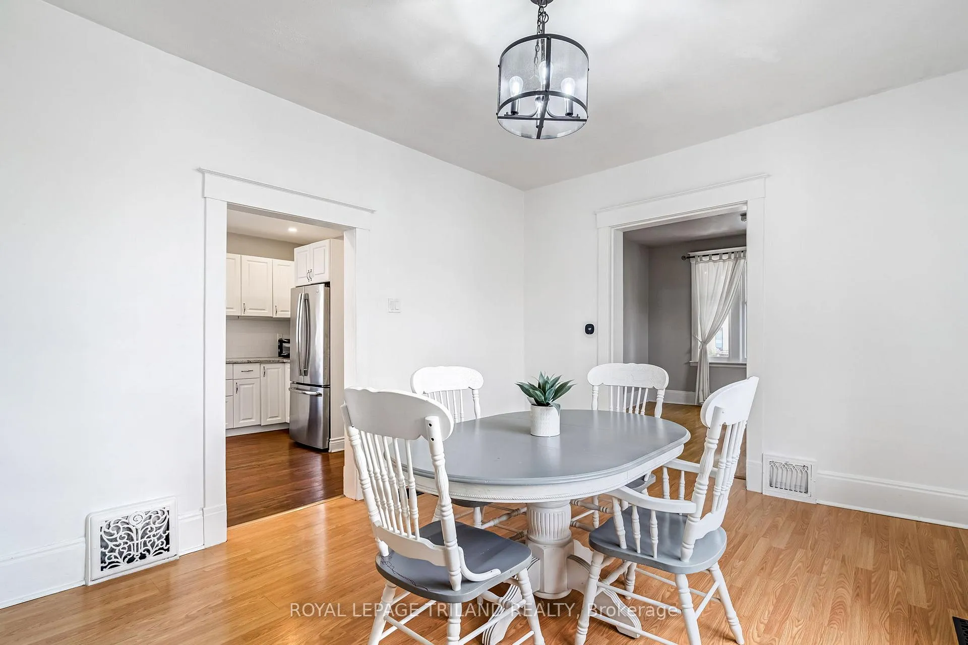 Photo 16 of 72 Walnut Street, St. Thomas — HOMEH