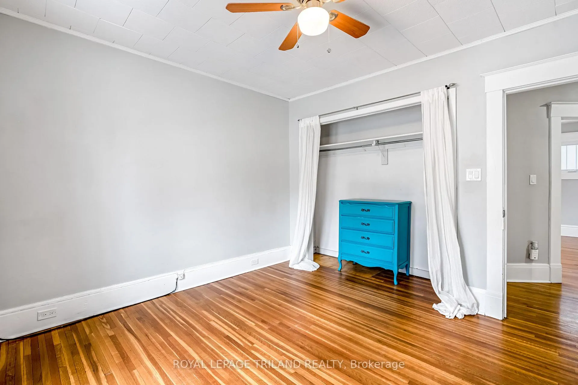 Photo 26 of 72 Walnut Street, St. Thomas — HOMEH