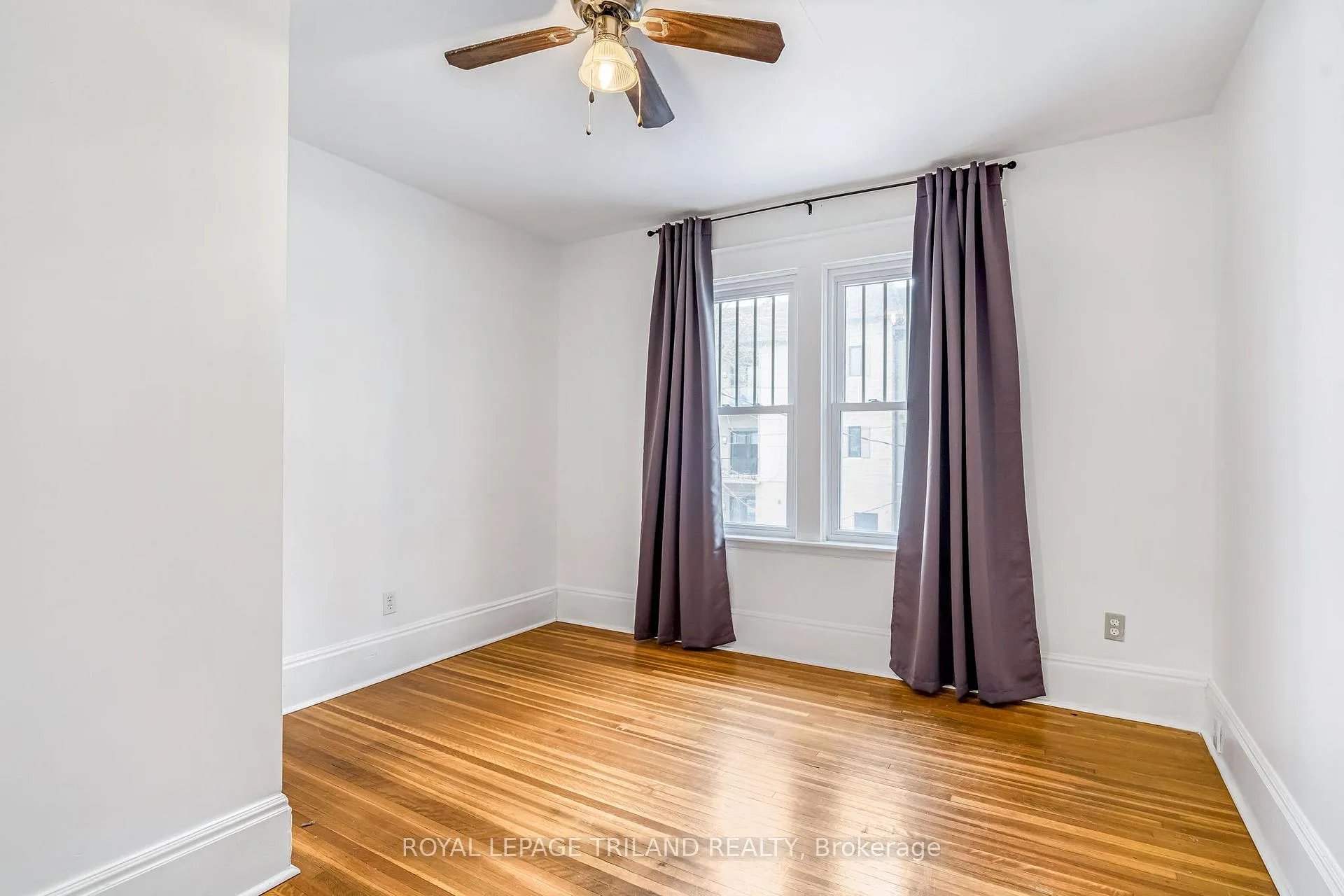 Photo 27 of 72 Walnut Street, St. Thomas — HOMEH