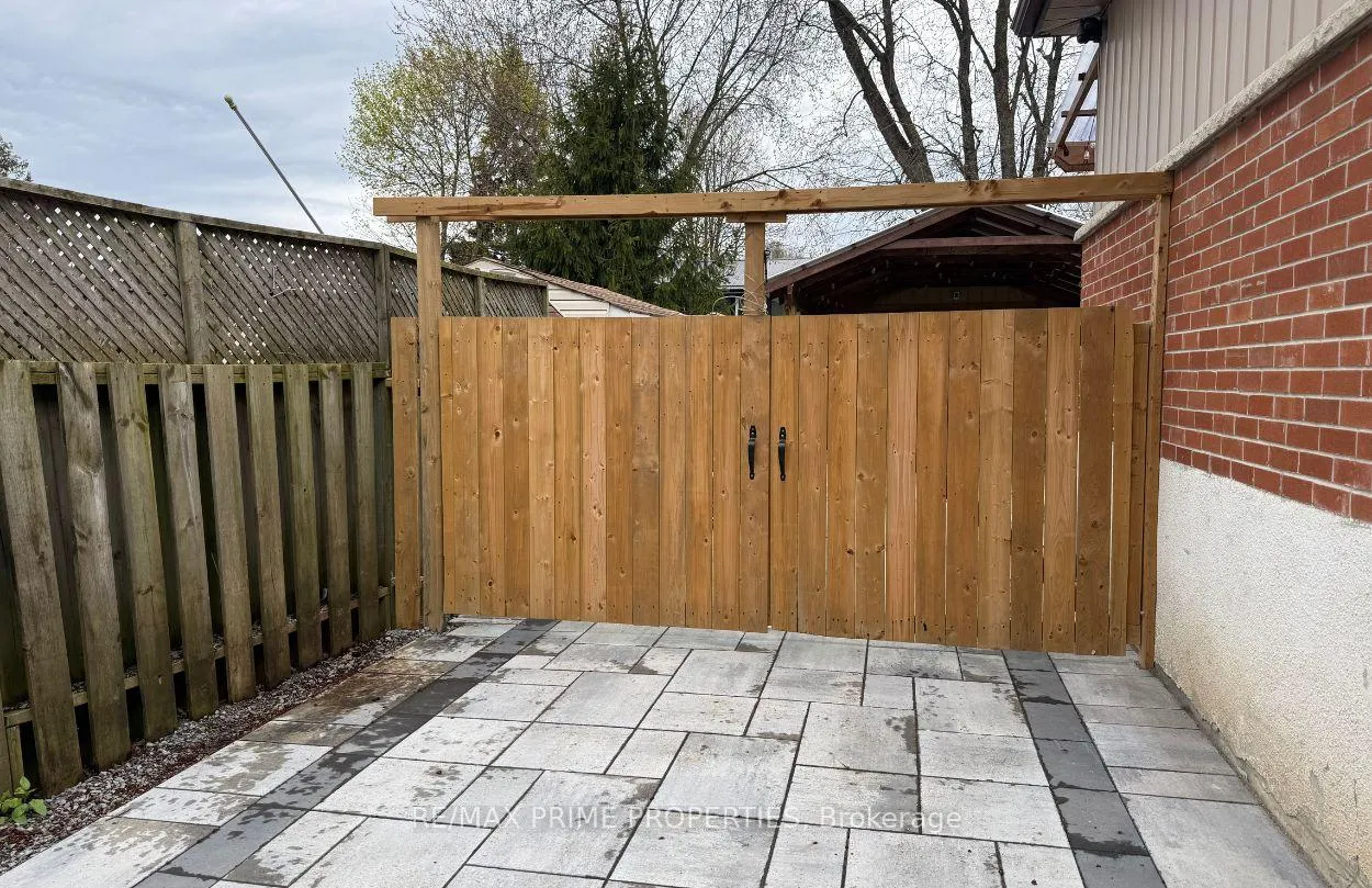 Photo 2 of Unit Basement, 680 Marksbury Road, Pickering, West Shore — HOMEH