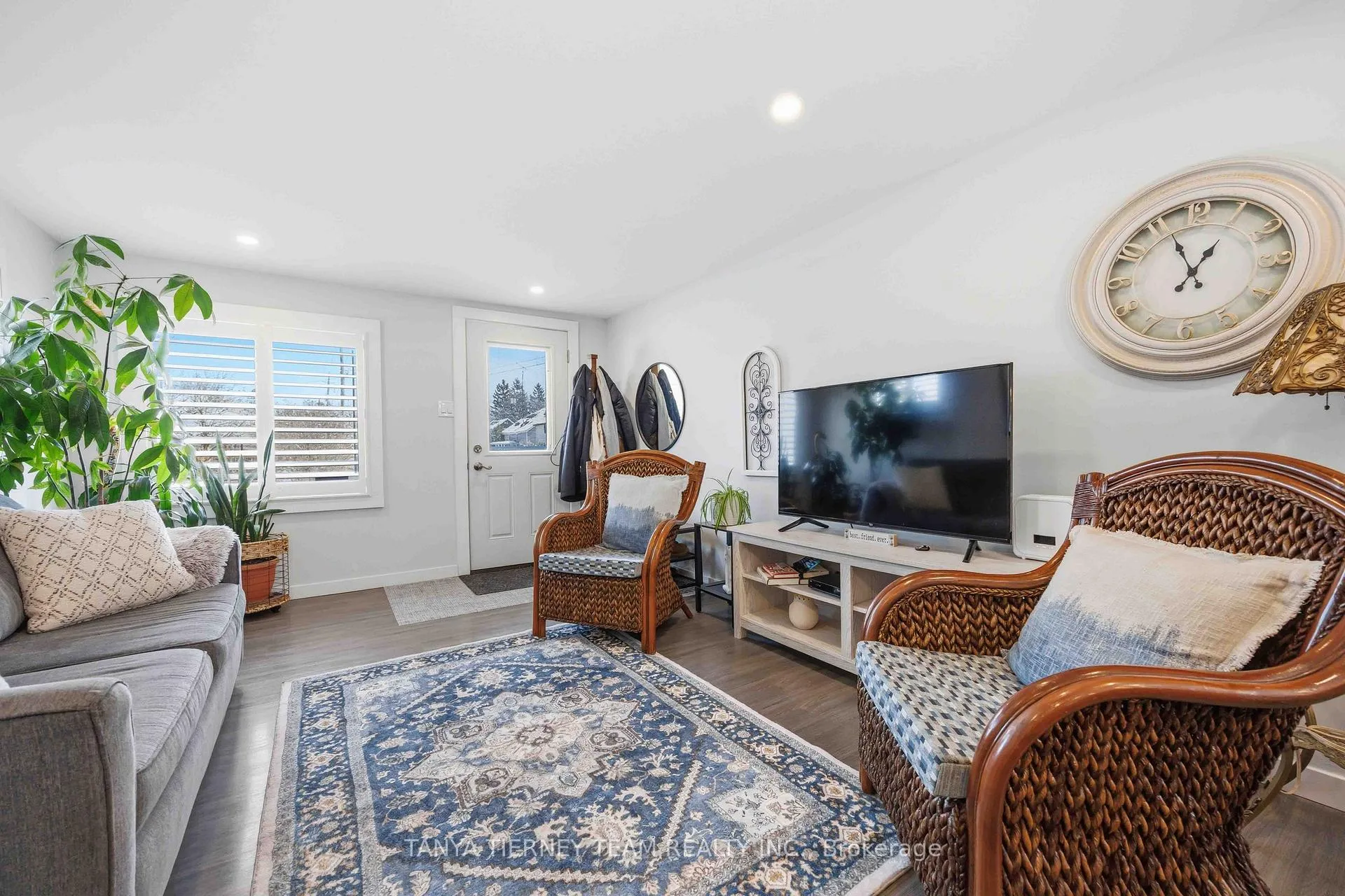 Photo 8 of 455 Ontario Street, Cobourg — HOMEH