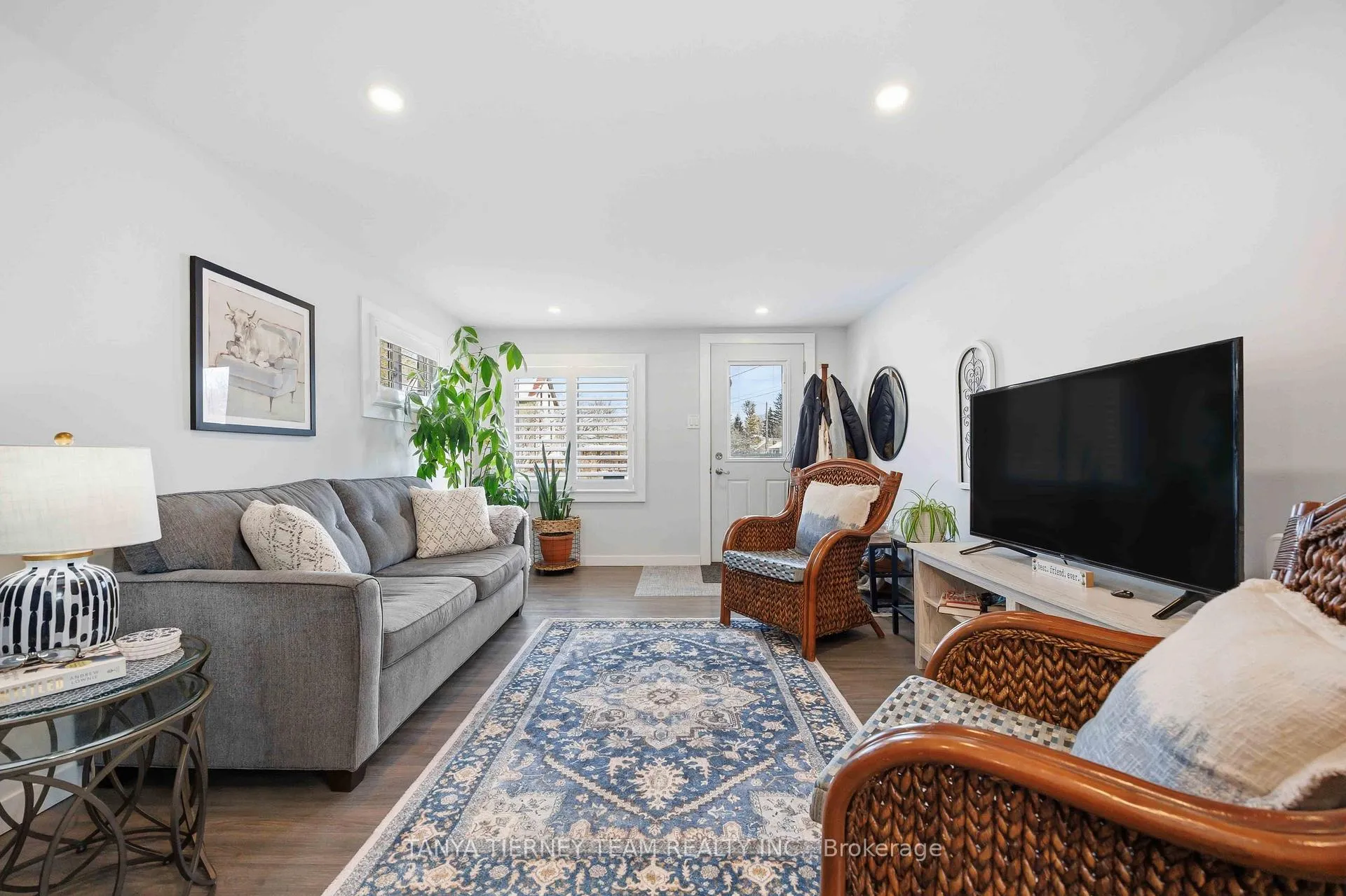Photo 9 of 455 Ontario Street, Cobourg — HOMEH
