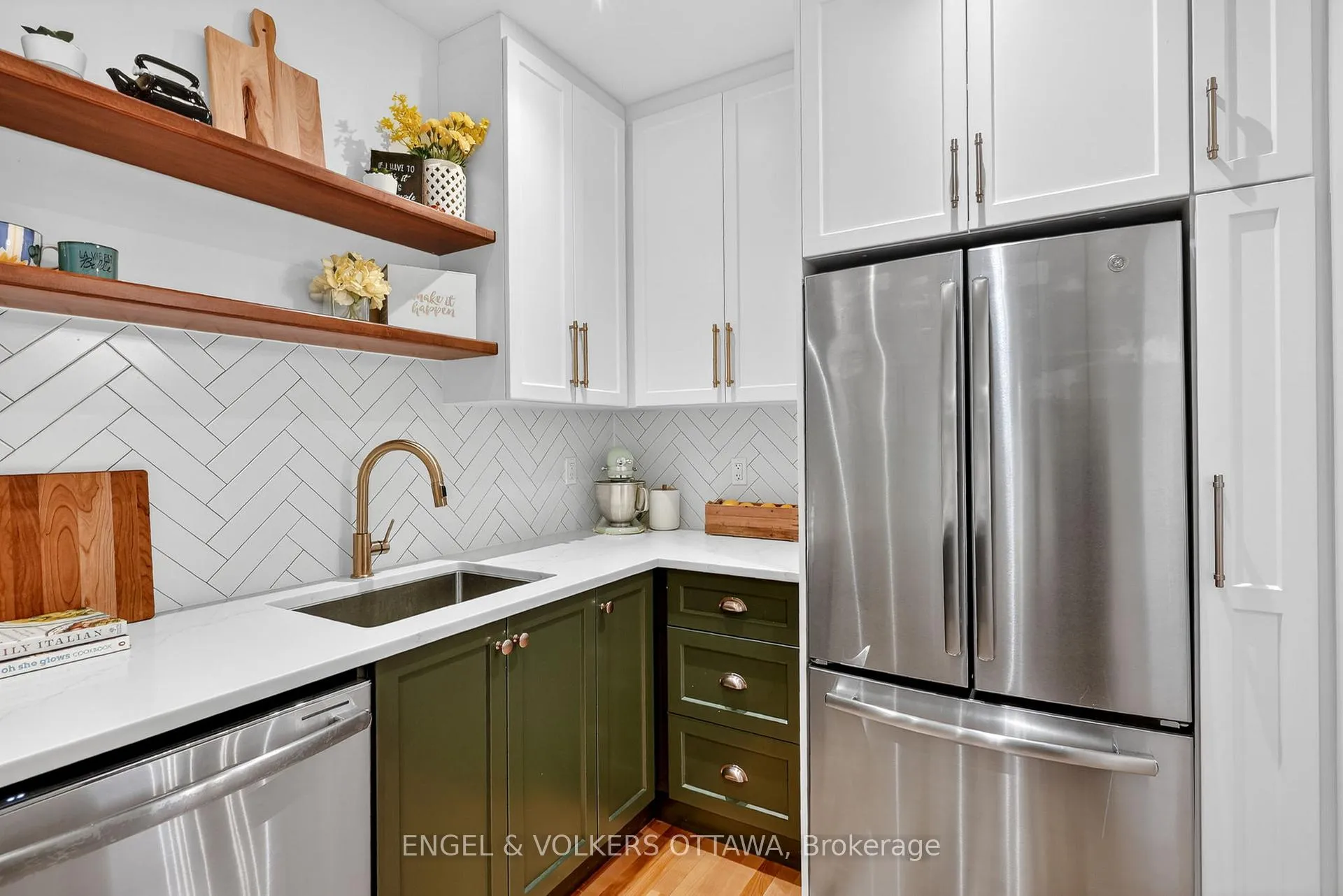 Photo 13 of Unit apt. 2, 320 Waverley Street W, Ottawa, Ottawa Centre — HOMEH