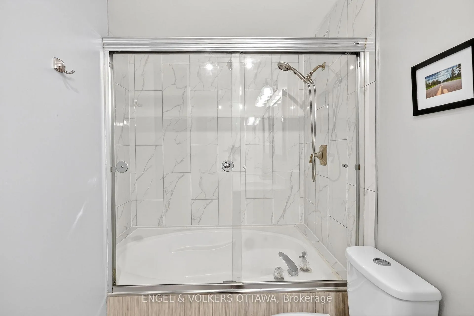 Photo 24 of Unit apt. 2, 320 Waverley Street W, Ottawa, Ottawa Centre — HOMEH