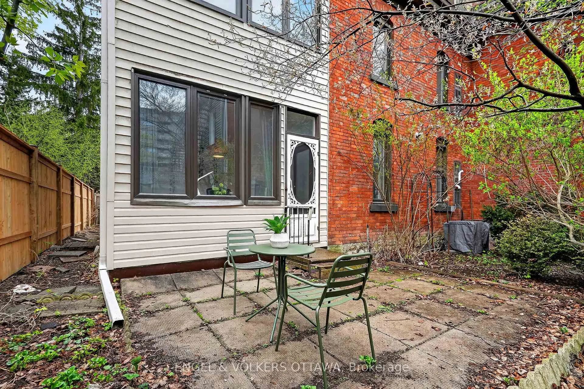 Photo 25 of Unit apt. 2, 320 Waverley Street W, Ottawa, Ottawa Centre — HOMEH