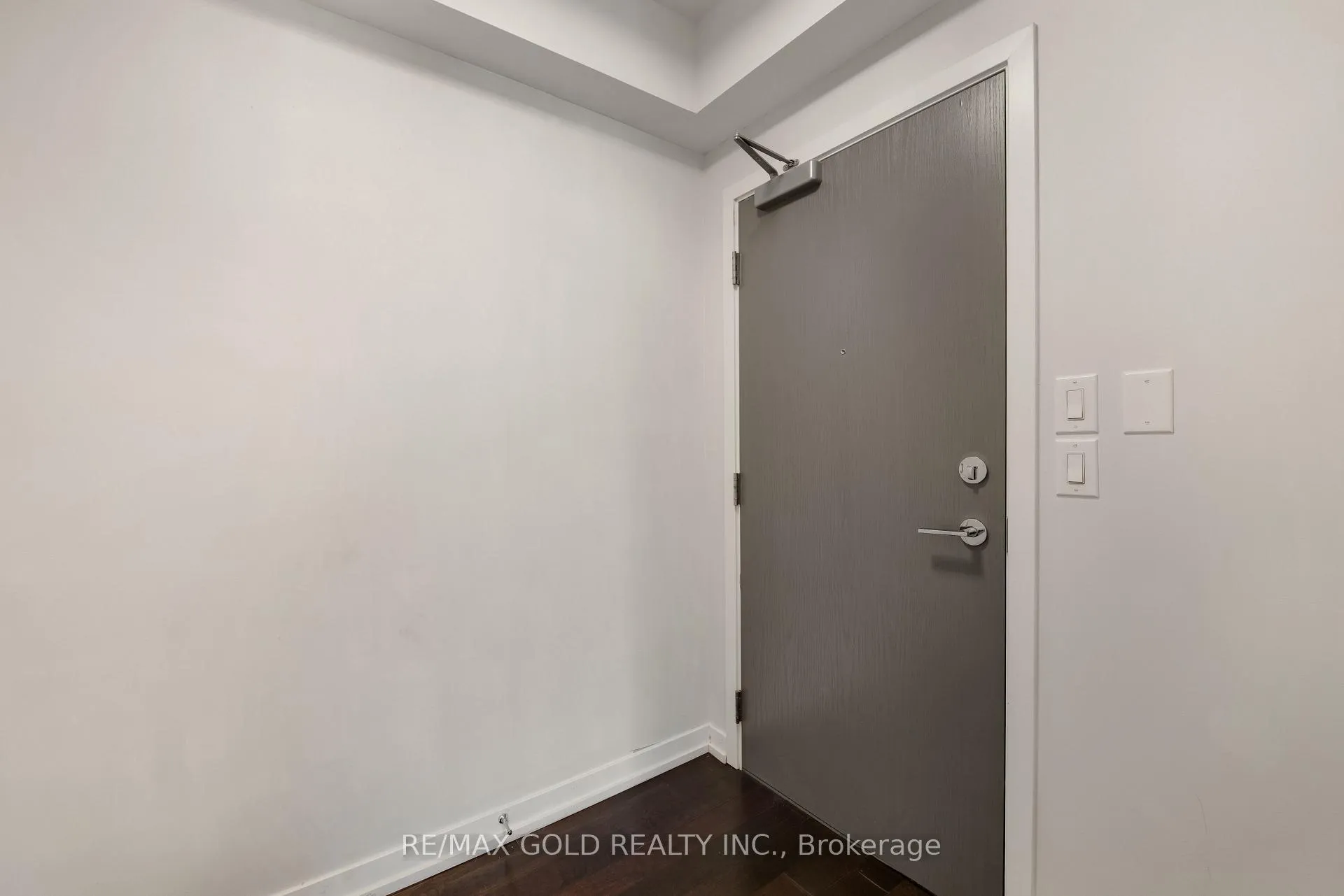 Photo 4 of Unit 2209, 21 Widmer Street, Toronto, Waterfront Communities — HOMEH