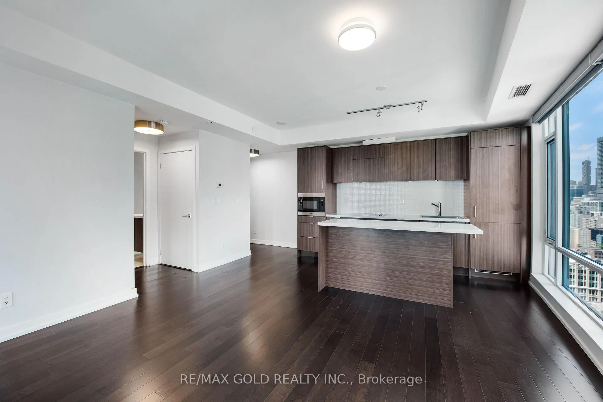 Photo 10 of Unit 2209, 21 Widmer Street, Toronto, Waterfront Communities — HOMEH