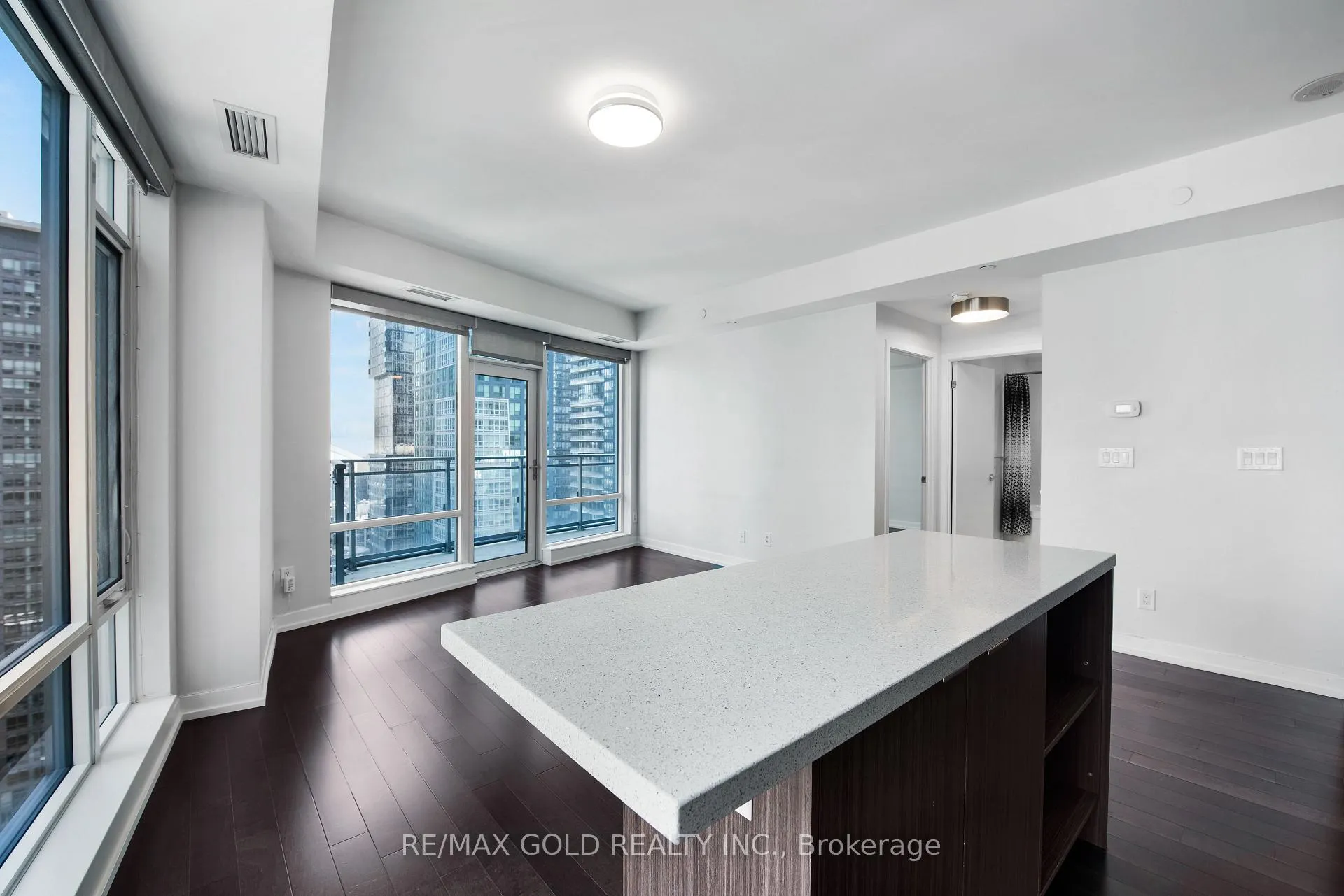 Photo 11 of Unit 2209, 21 Widmer Street, Toronto, Waterfront Communities — HOMEH
