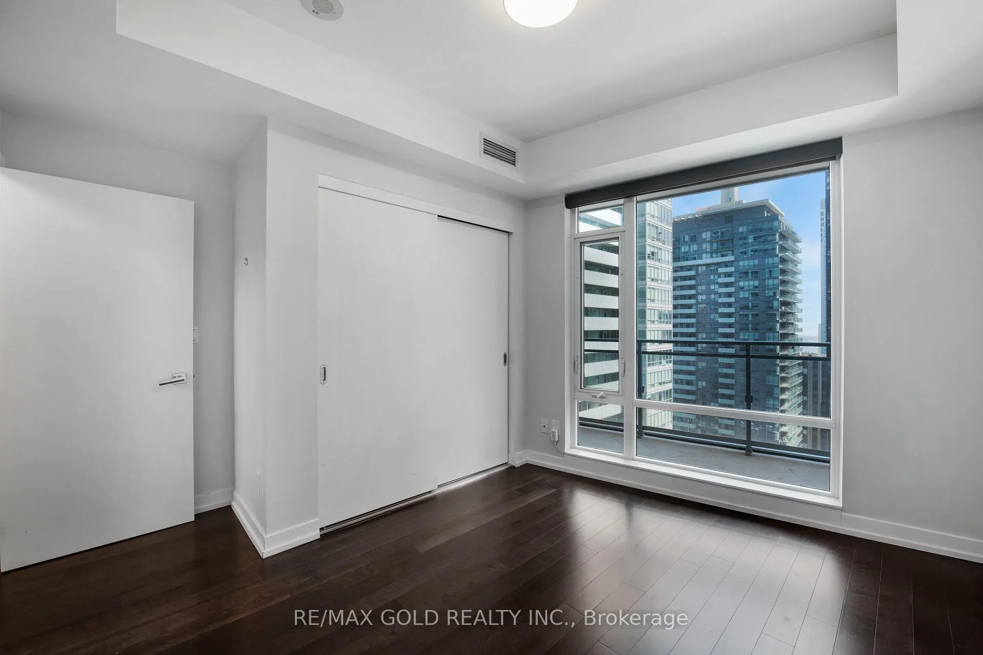Photo 17 of Unit 2209, 21 Widmer Street, Toronto, Waterfront Communities — HOMEH