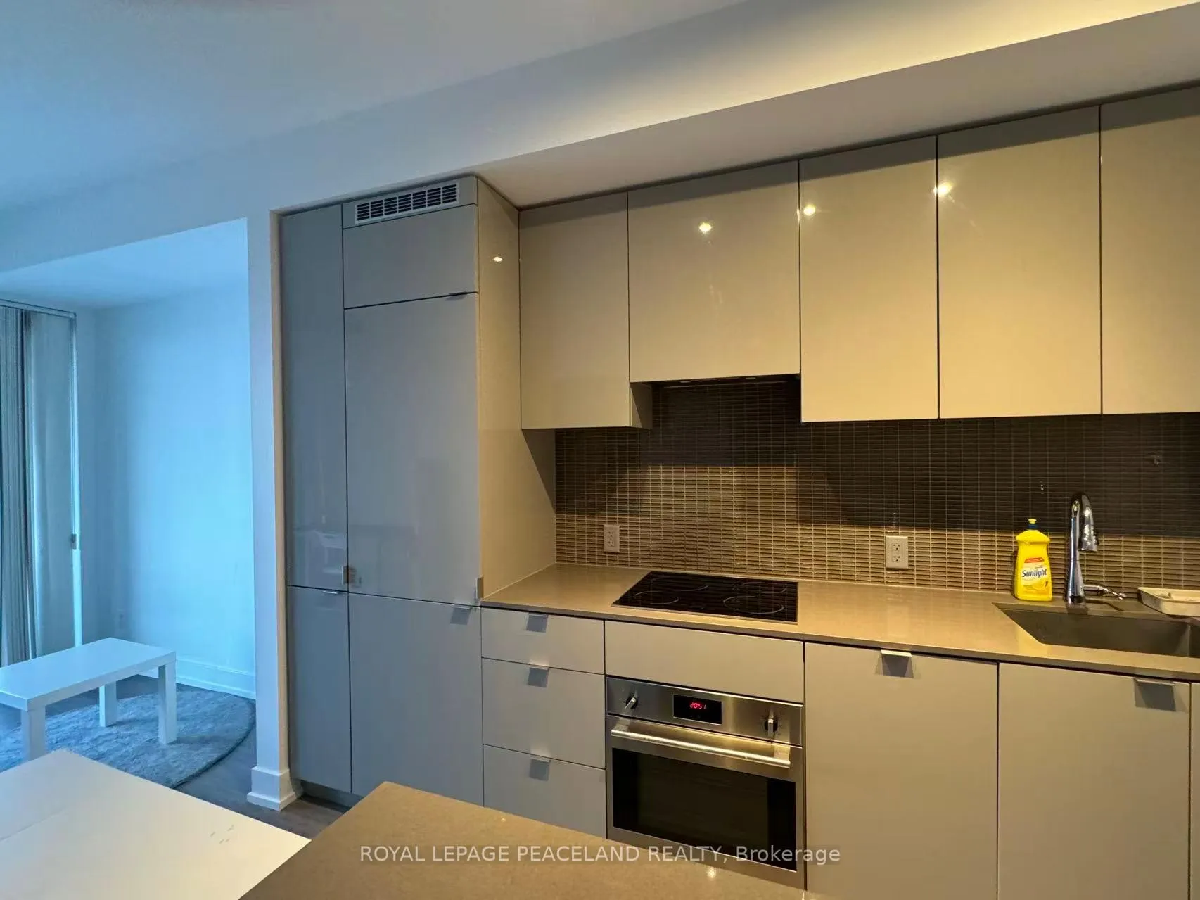 Photo 7 of Unit 4206, 7 Grenville Street, Toronto, Bay Street Corridor — HOMEH