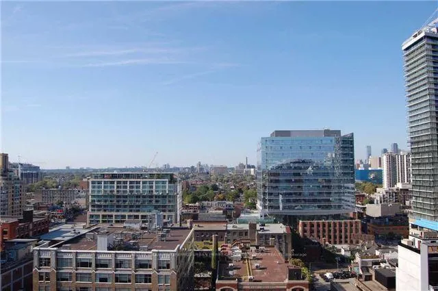Photo 13 of Unit 2005, 11 Charlotte Street, Toronto, Waterfront Communities — HOMEH
