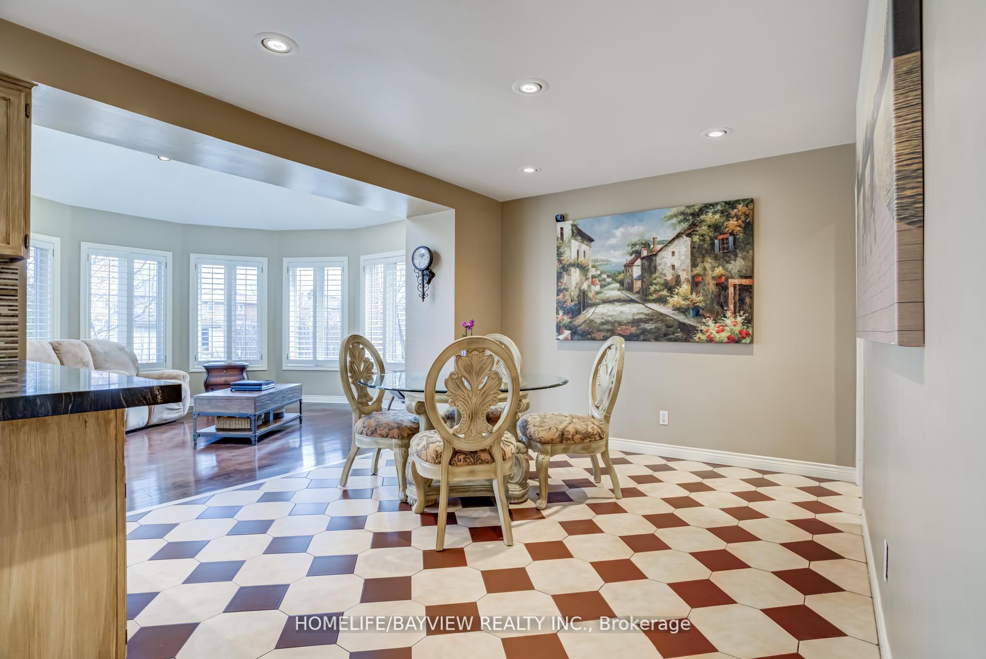 Photo 6 of 54 Airdrie Drive, Vaughan, East Woodbridge — HOMEH