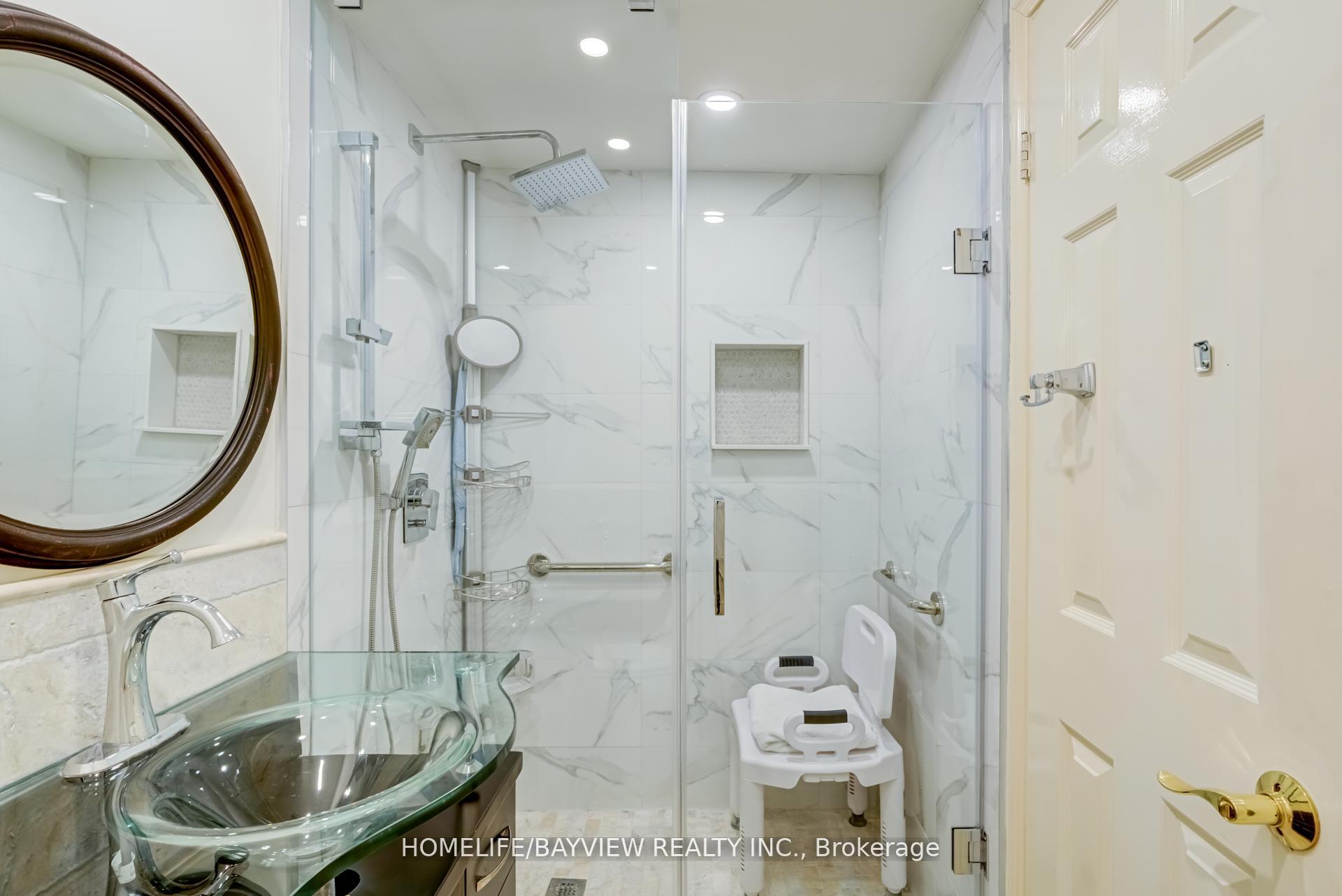 Photo 14 of 54 Airdrie Drive, Vaughan, East Woodbridge — HOMEH