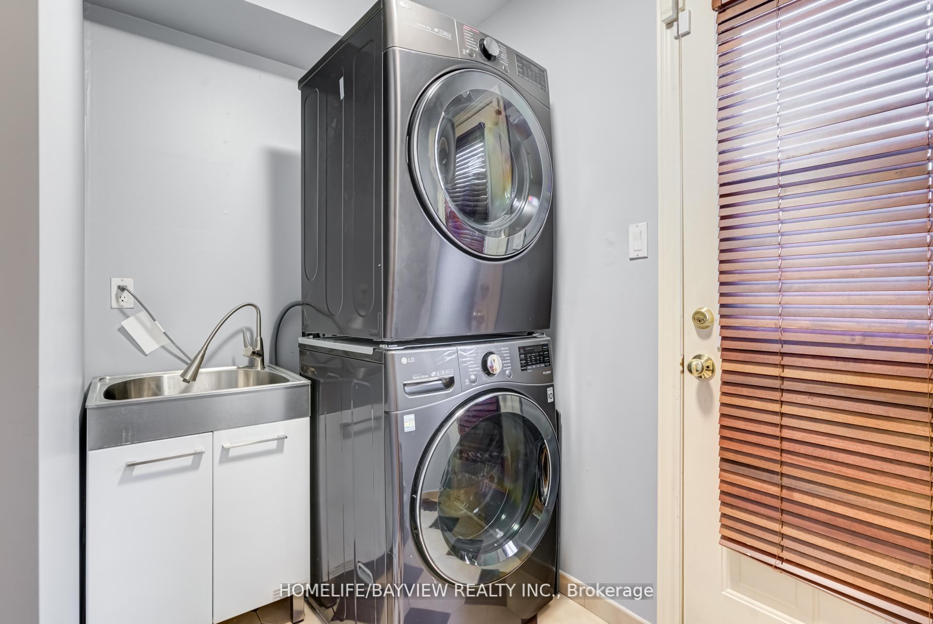 Photo 15 of 54 Airdrie Drive, Vaughan, East Woodbridge — HOMEH