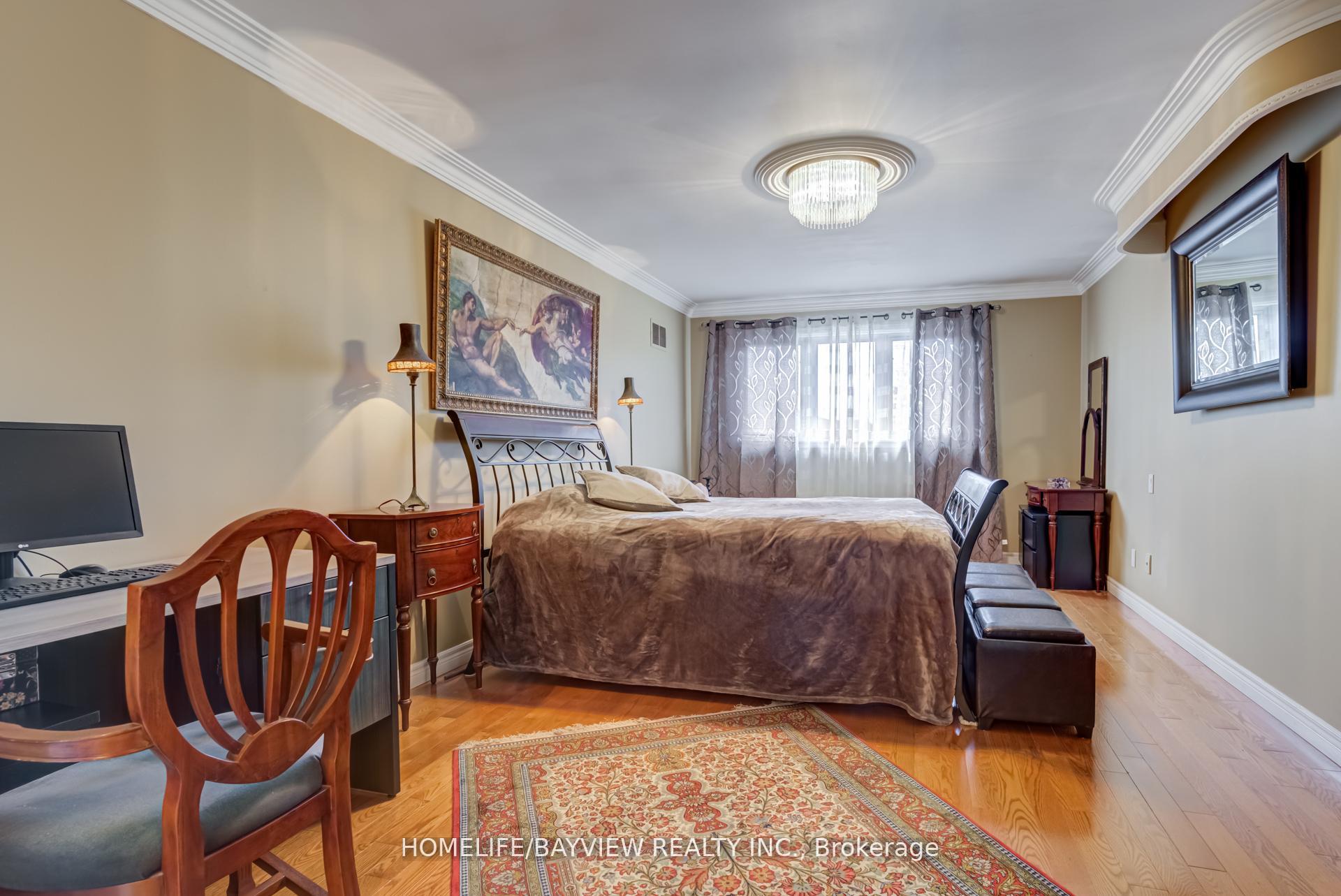 Photo 19 of 54 Airdrie Drive, Vaughan, East Woodbridge — HOMEH