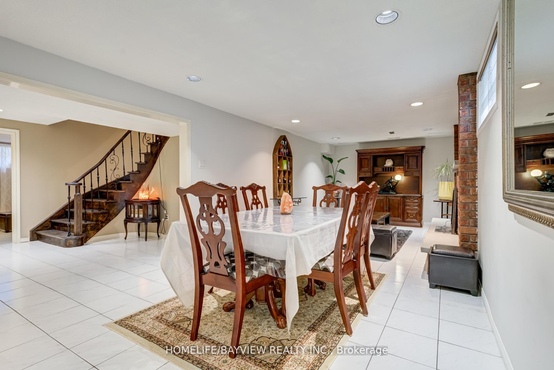 Photo 27 of 54 Airdrie Drive, Vaughan, East Woodbridge — HOMEH