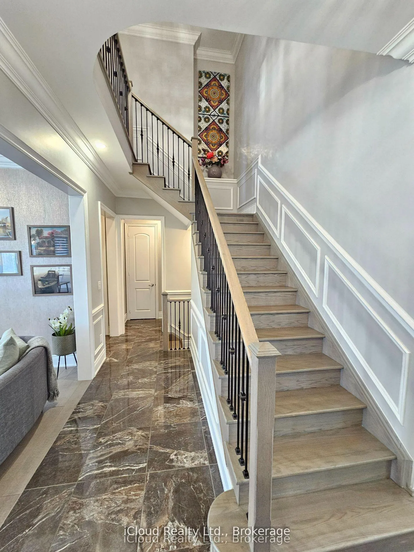 Photo 20 of 227 Humphrey Street, Hamilton, Waterdown — HOMEH