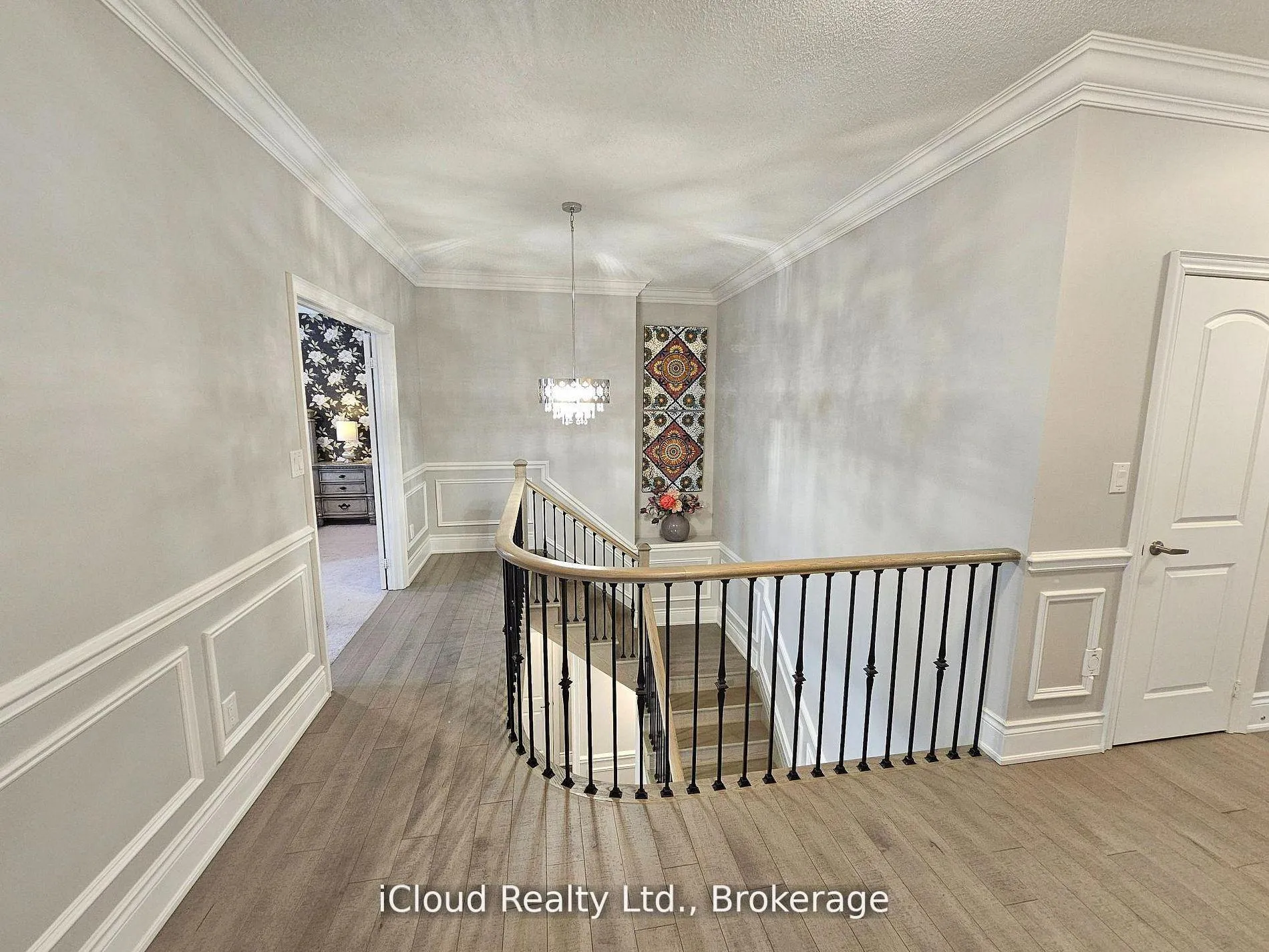 Photo 29 of 227 Humphrey Street, Hamilton, Waterdown — HOMEH