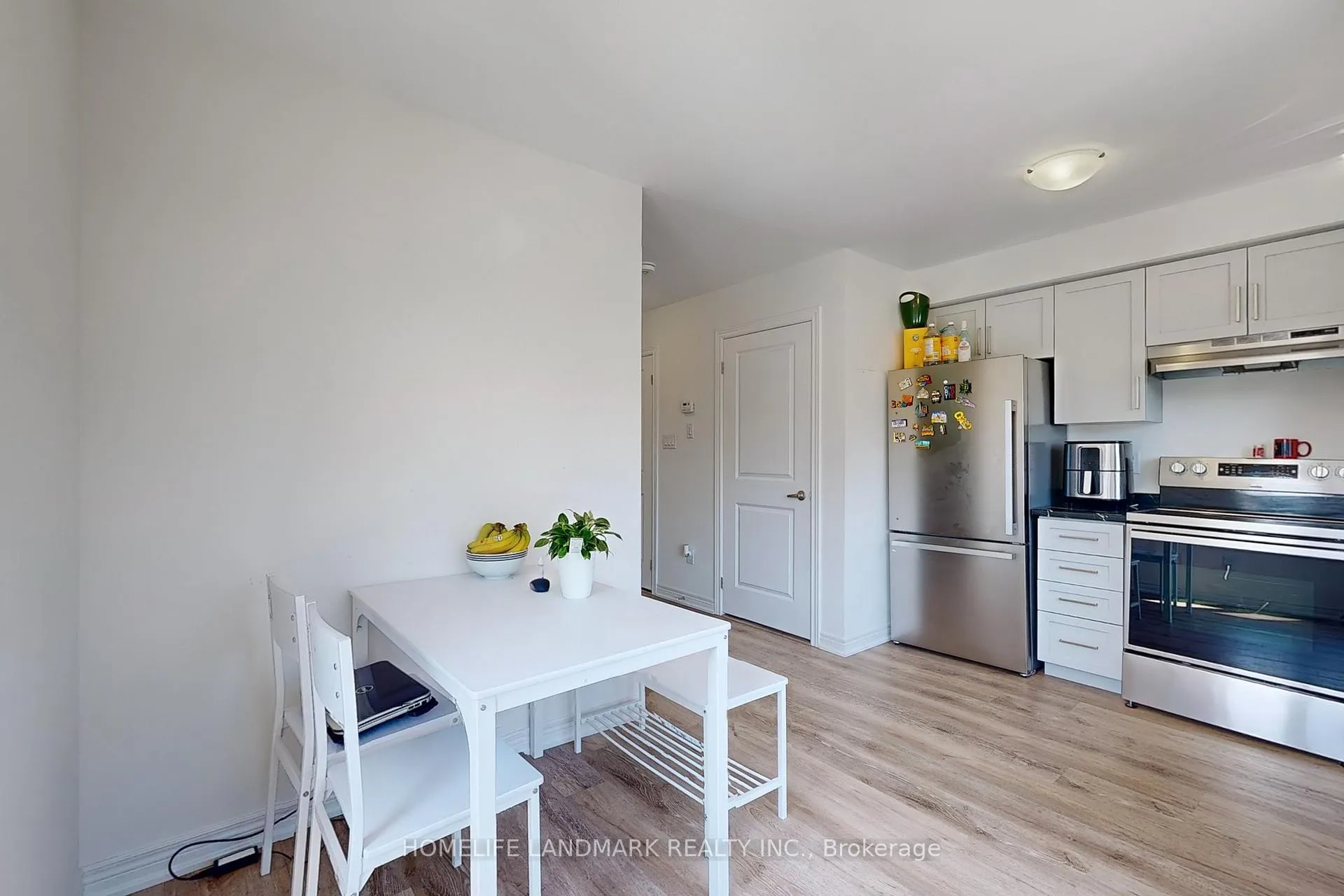 Photo 9 of 2 Reid Avenue N, Hamilton, McQuesten — HOMEH